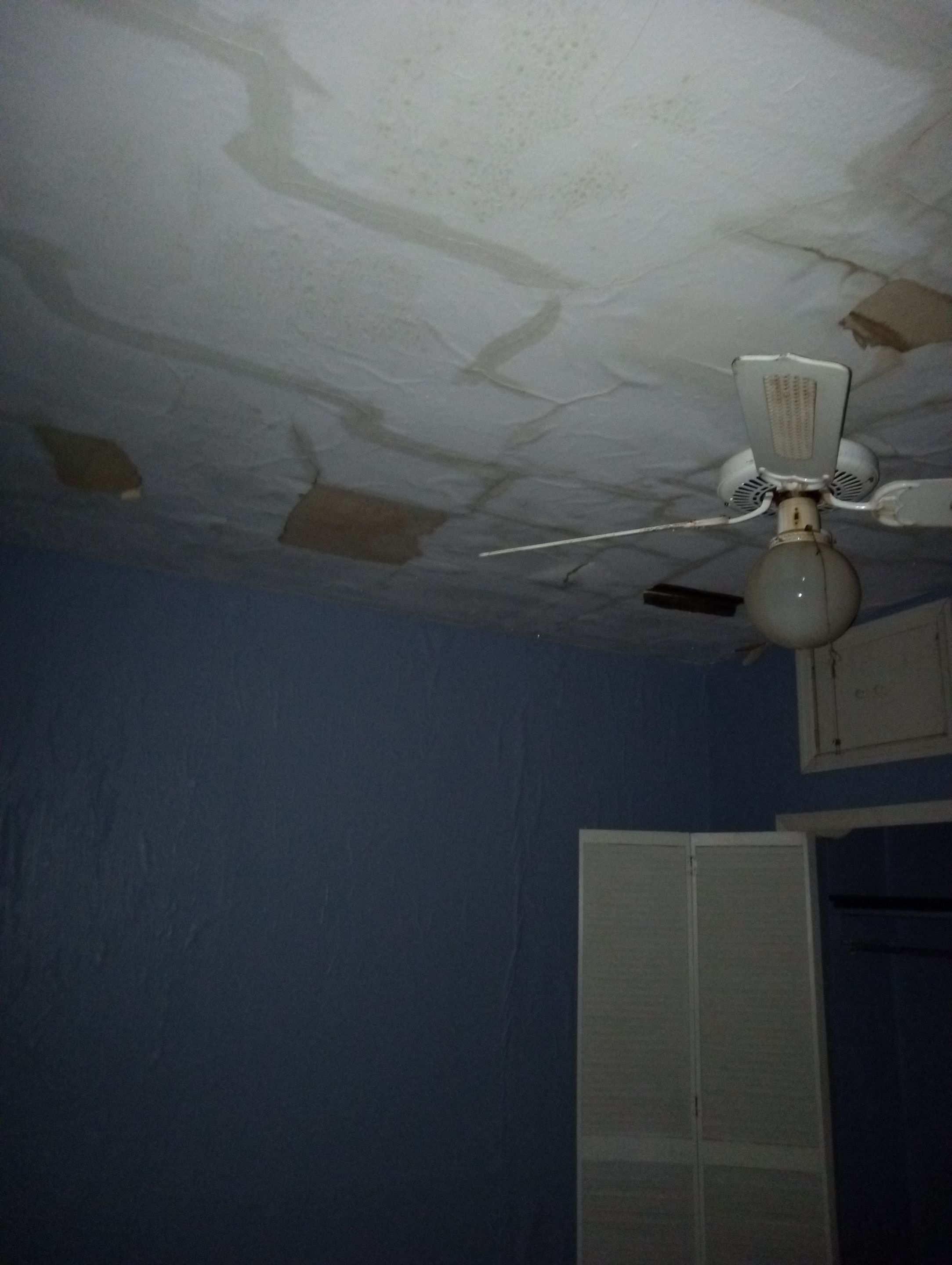 Emergency Service Water Mitigation in Louisville, KY by ANR Restoration