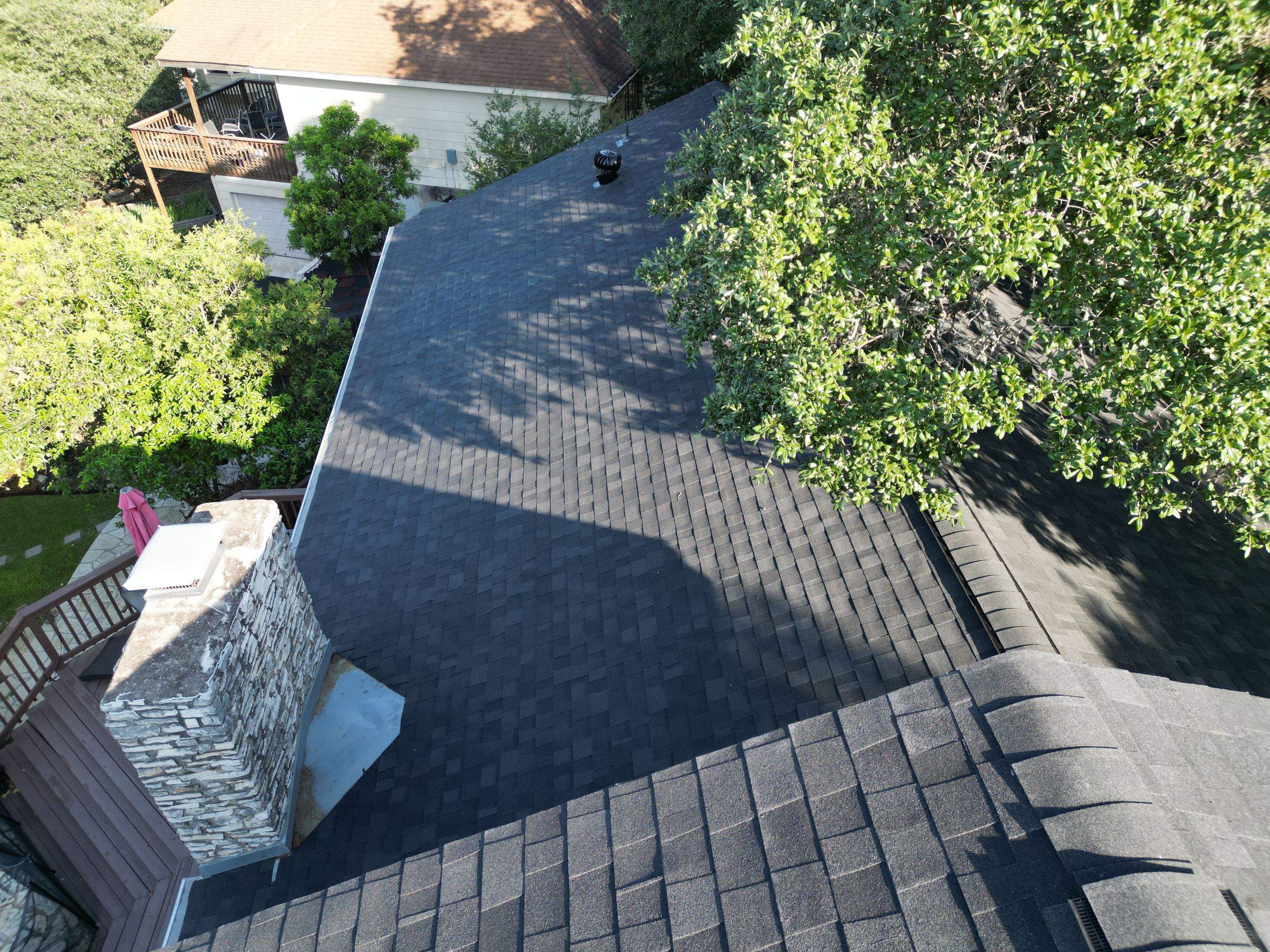 Onyx Black - Owens Corning TrueDefinition Duration by RoofsOnly.com