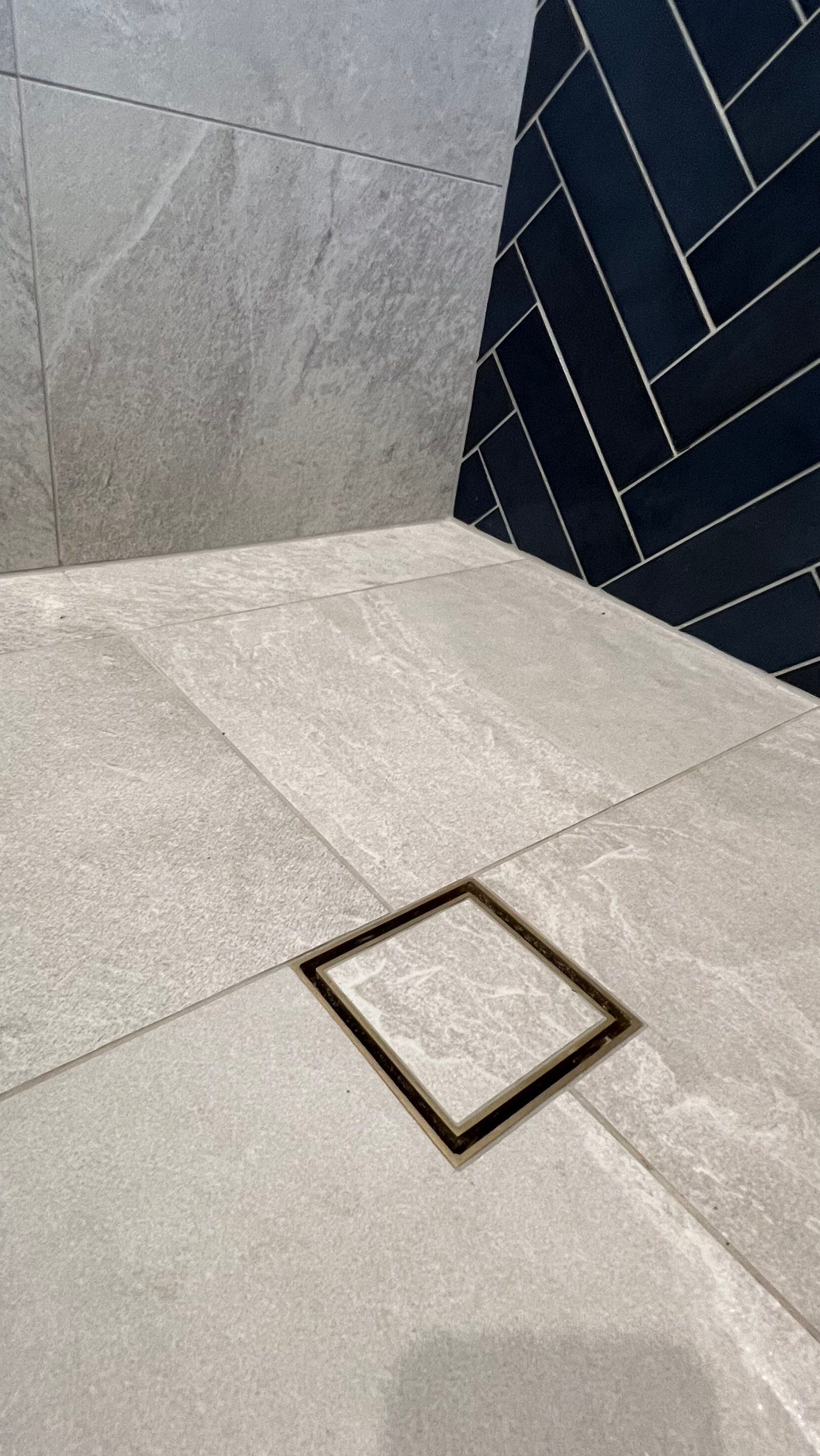 Small Ensuite Renovation by Re-seal Bathrooms