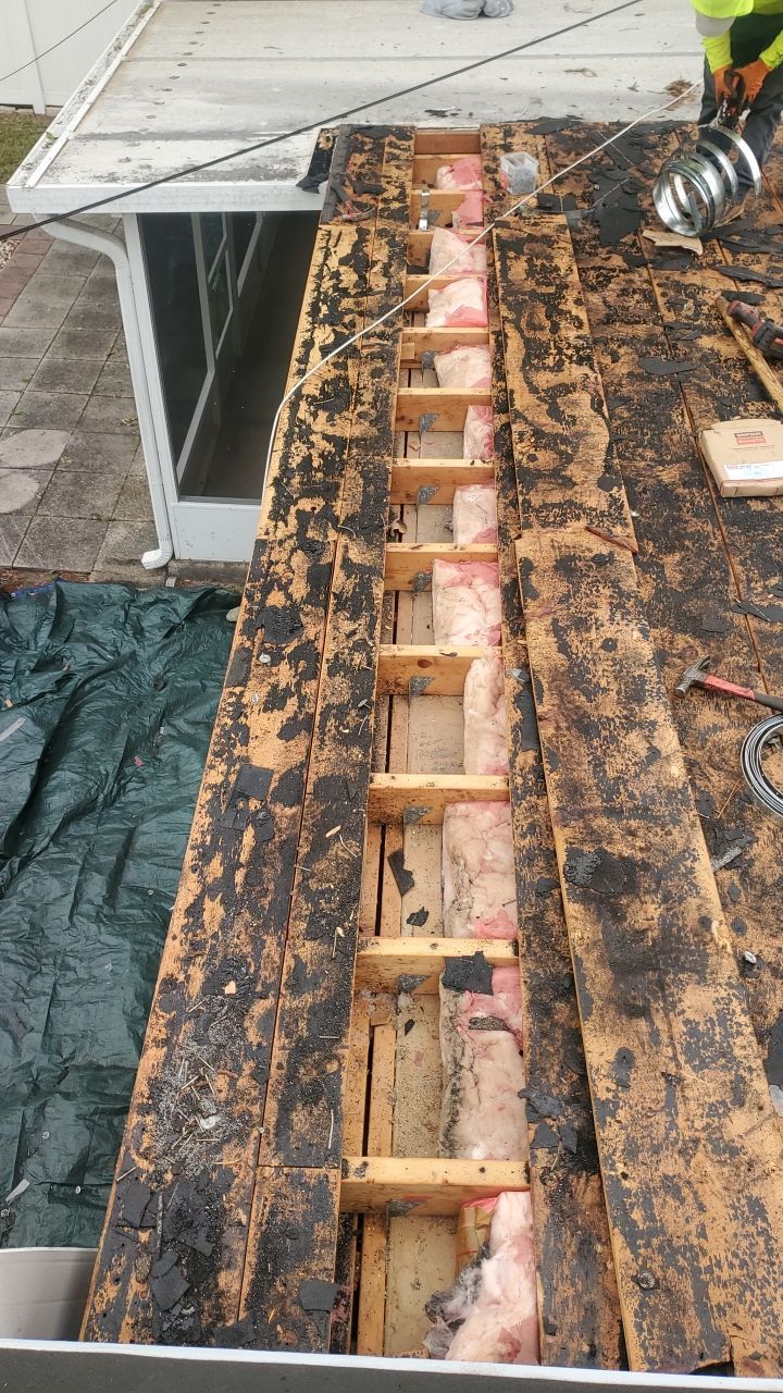 Project in St. Petersburg 33710 by Mitchell Roofing Company LLC