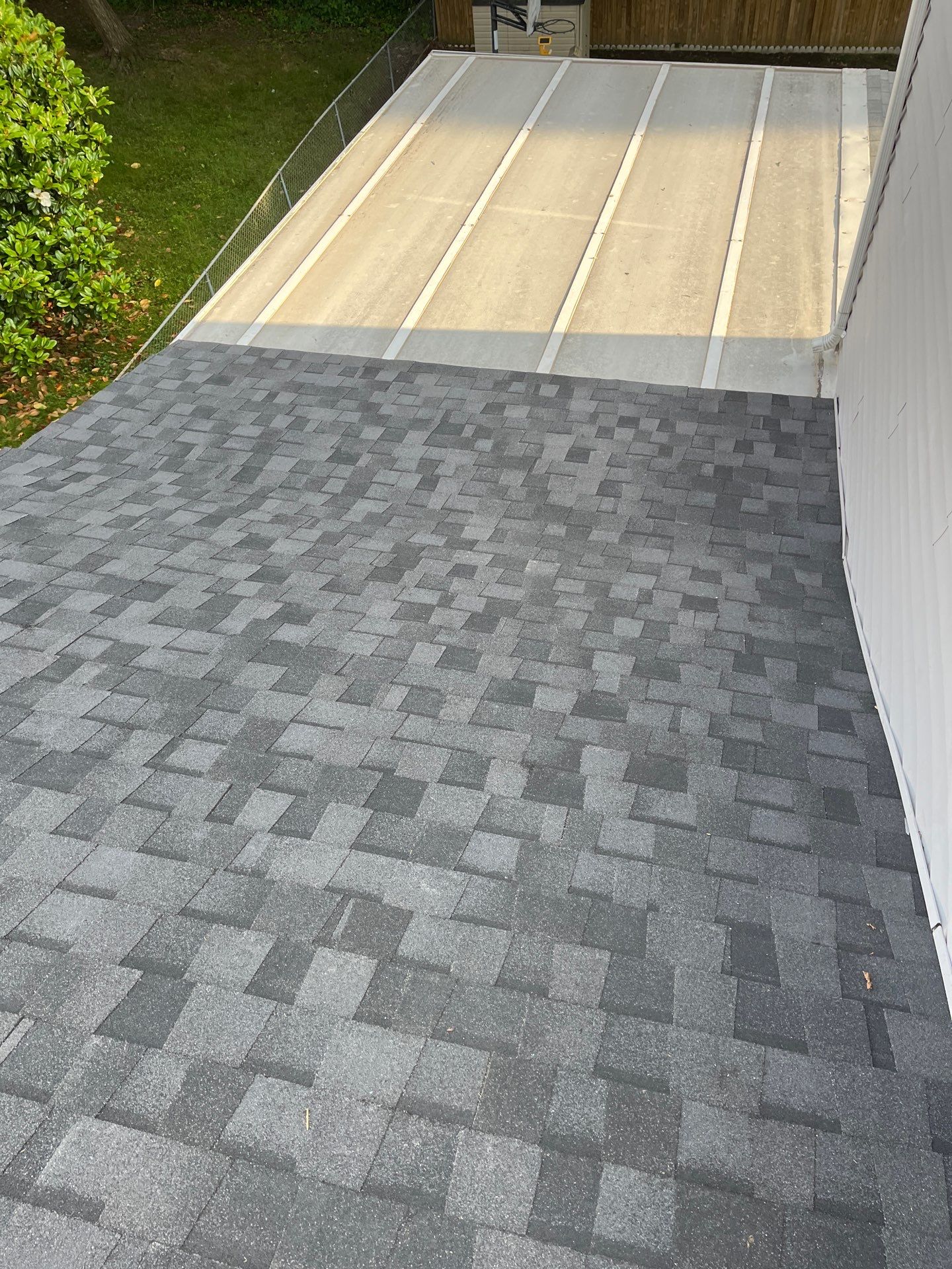 Springfield: CertainTeed Landmark Pro Designer Shingles in Max Def Moire Black by RM Banning, Inc.