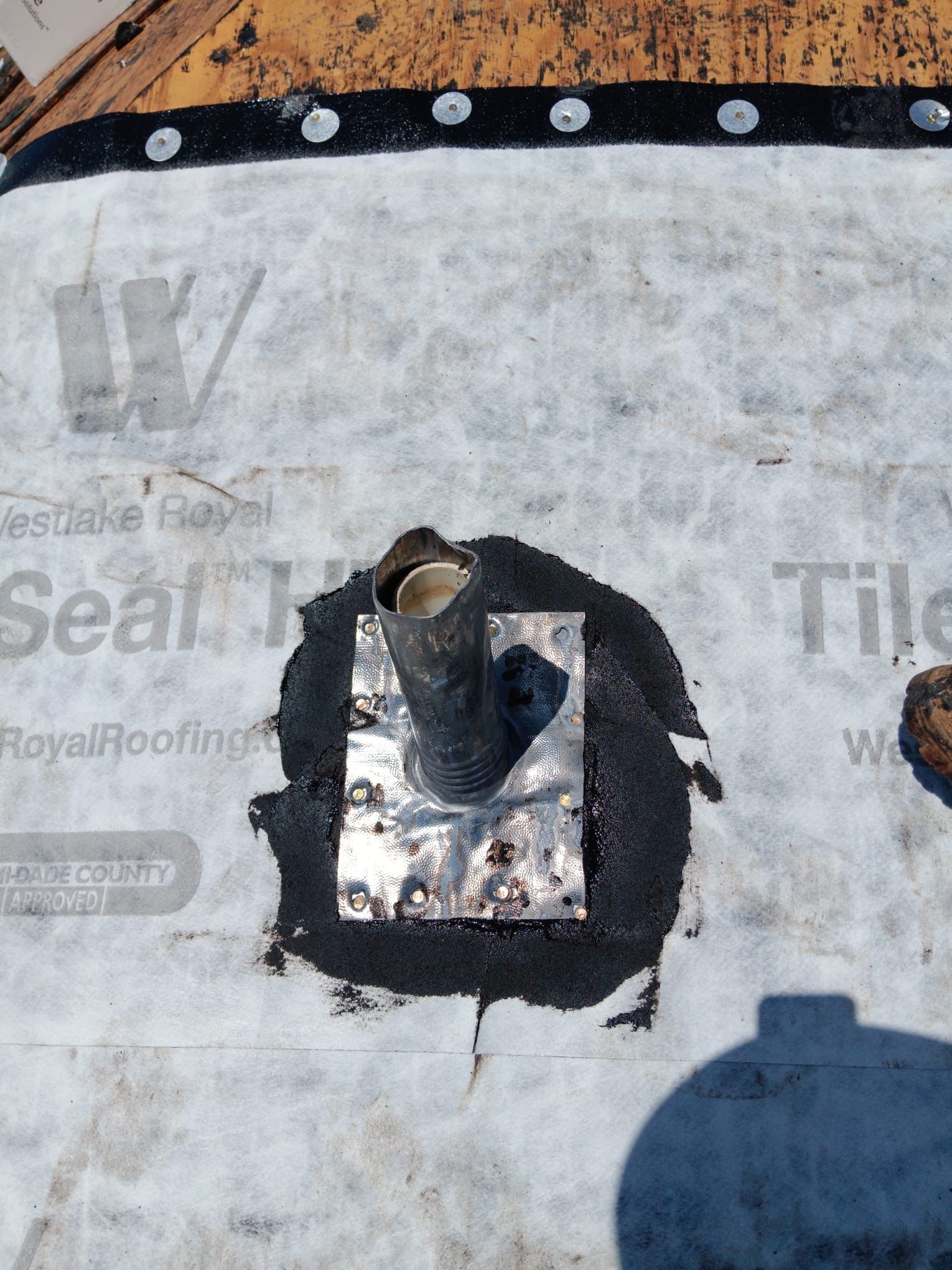 Tile Roof Replacement in Miramar – A Seamless & Professional Experience by Aastro Roofing