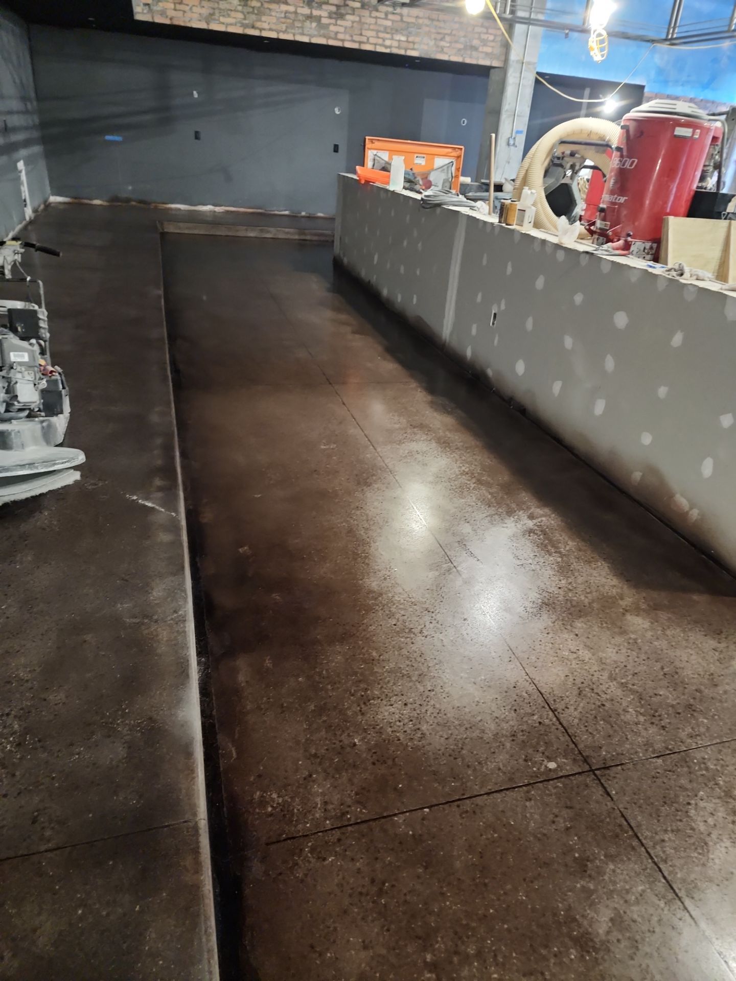 Tulio's Restaurant by Seamless Surfaces