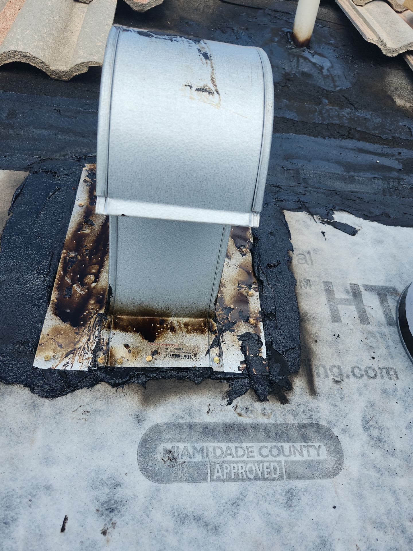 ๐ก Expert Tile Roof Repair in Boynton Beach! ๐จ | Aastro Roofing Company by Aastro Roofing