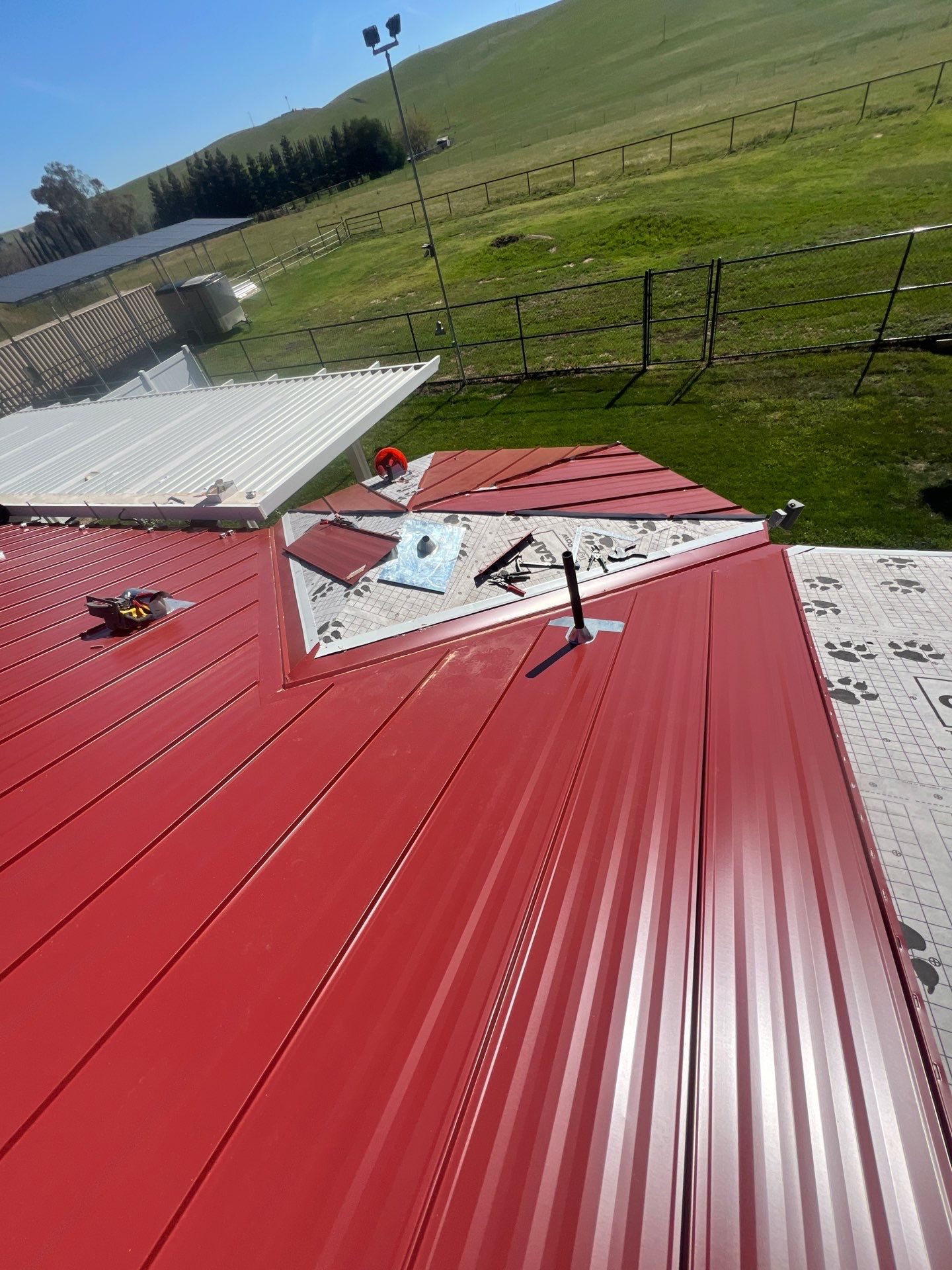 Metal Roofing by Straight Edge Roofing Inc
