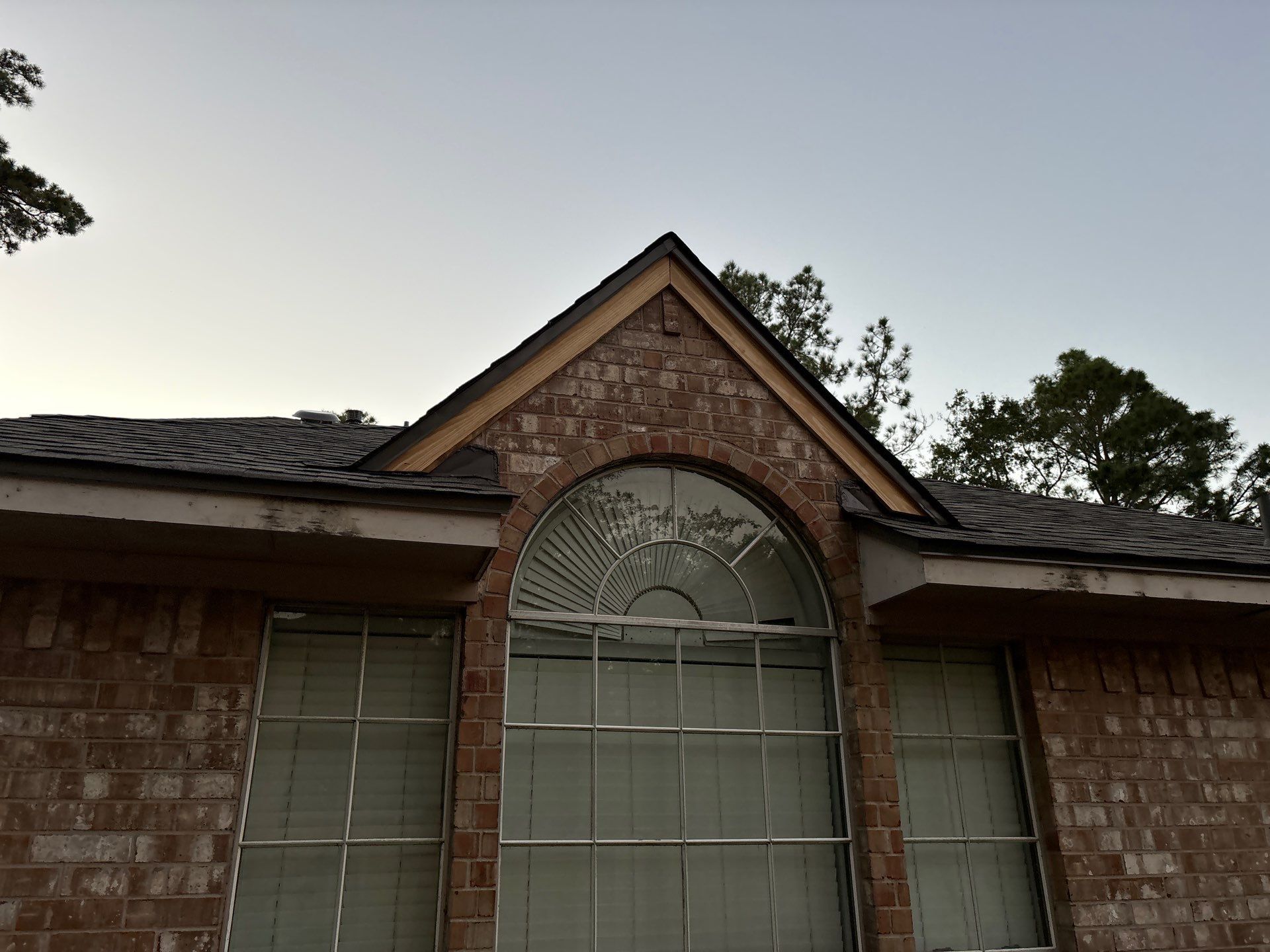 Residential Roofing Installation using Owen's Corning Duration (Lifetime) Shingles by Roof Repair Company