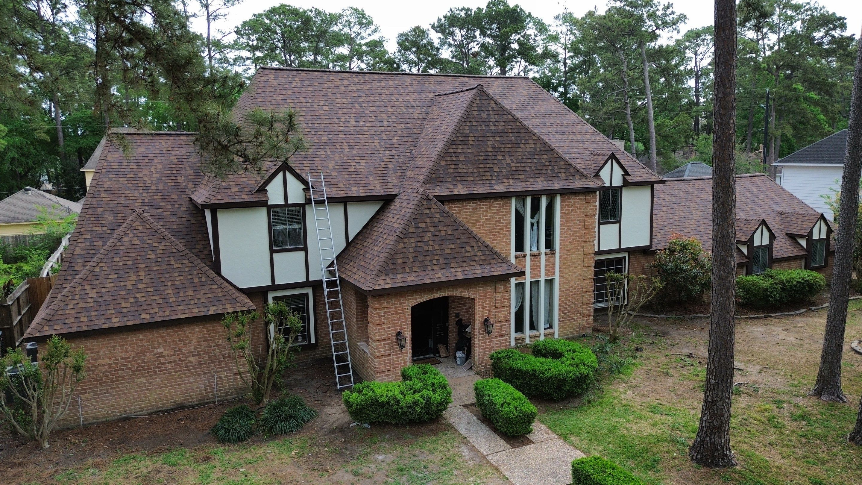 Roof and Siding Replacement by Houston Roofing & Construction