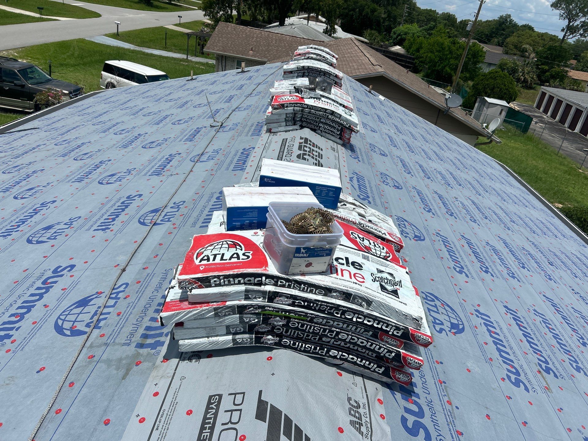 Residential Roof Installation With Atlas Pinnacle Pristine Shingles in Ocala by Pinnacle Roofing Group