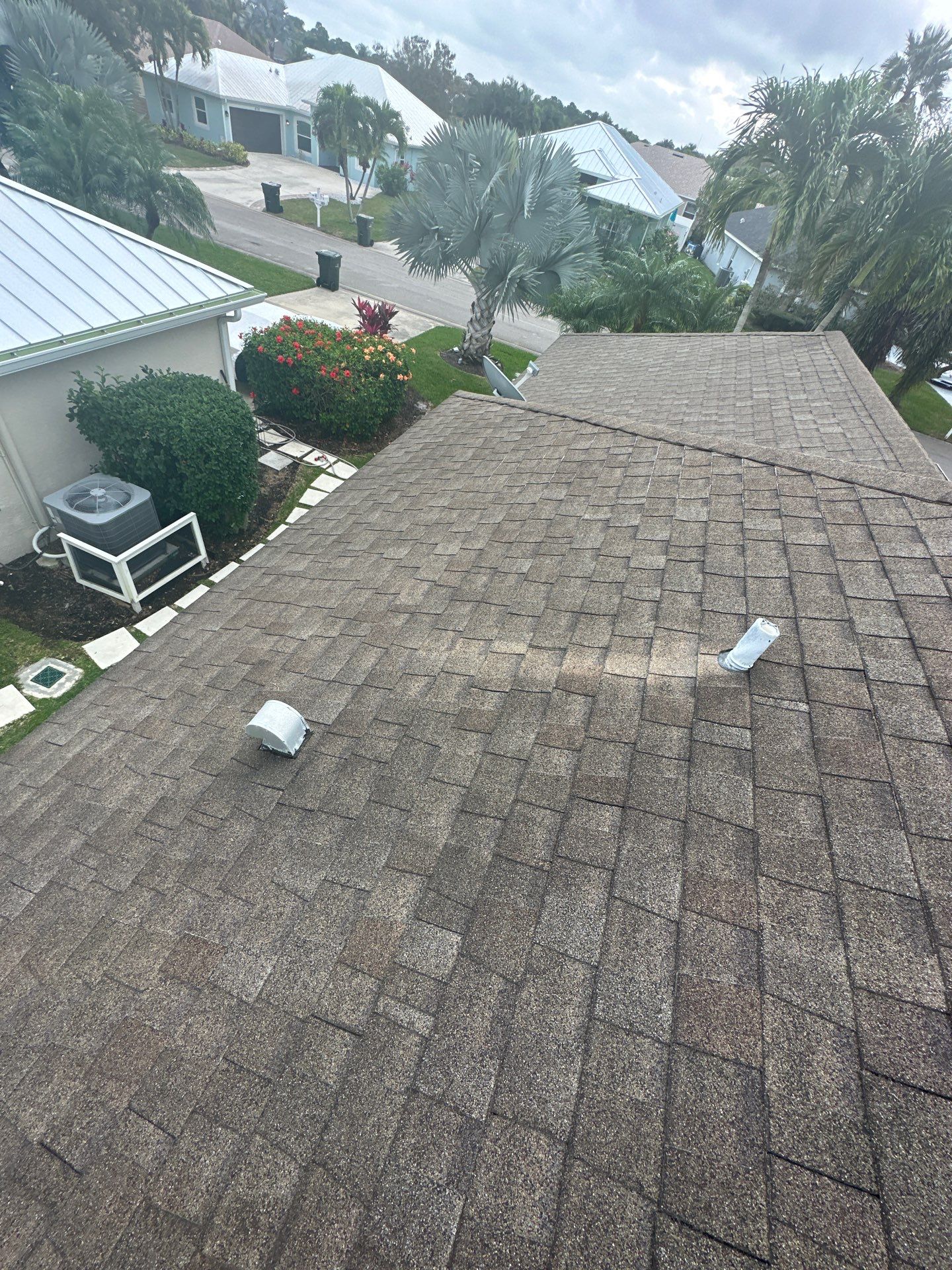Champagne Standing Seam by Reimagine Roofing