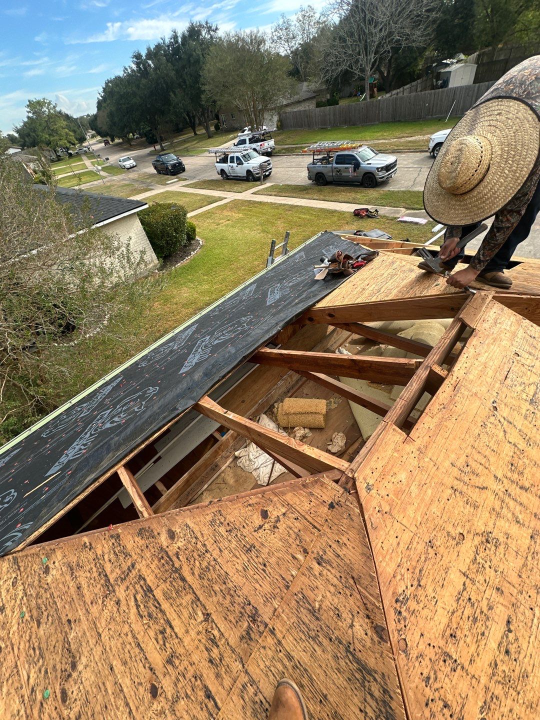 Residential Roofing Installation using Owen's Corning Duration (Lifetime) Shingles by Roof Repair Company