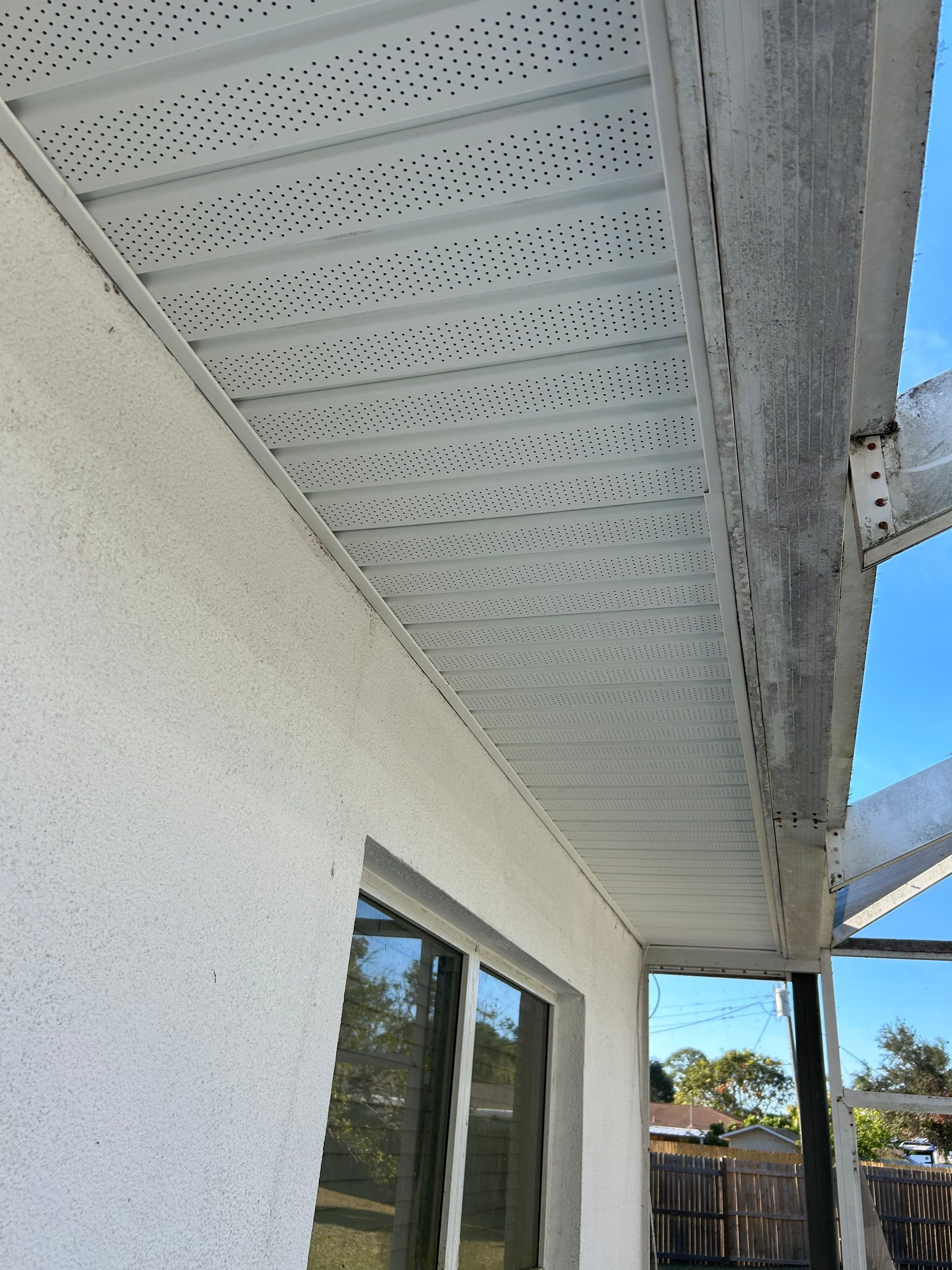 Replace soffit in Sarasota FL by Gutter Professors