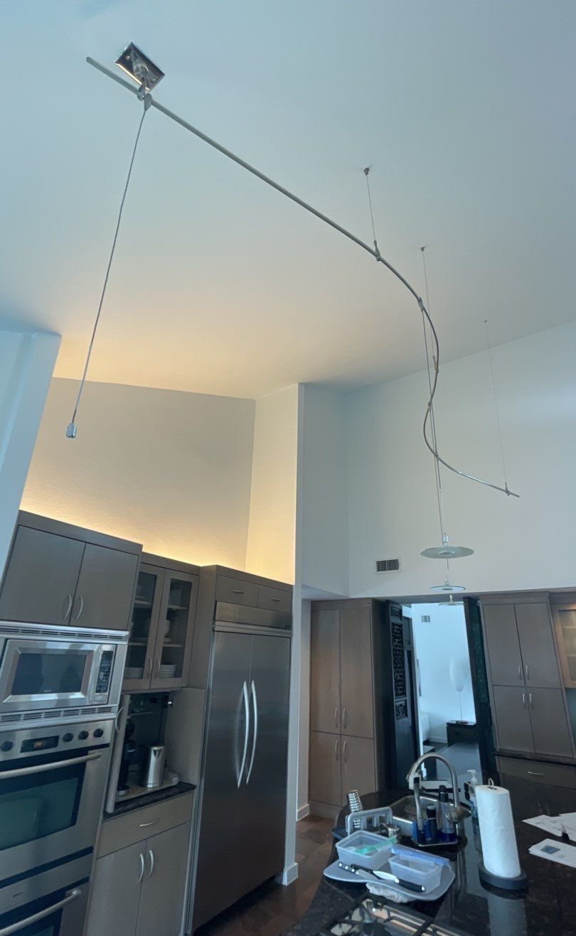 Modern & Clean Kitchen by SLM General Contractors & Roofing