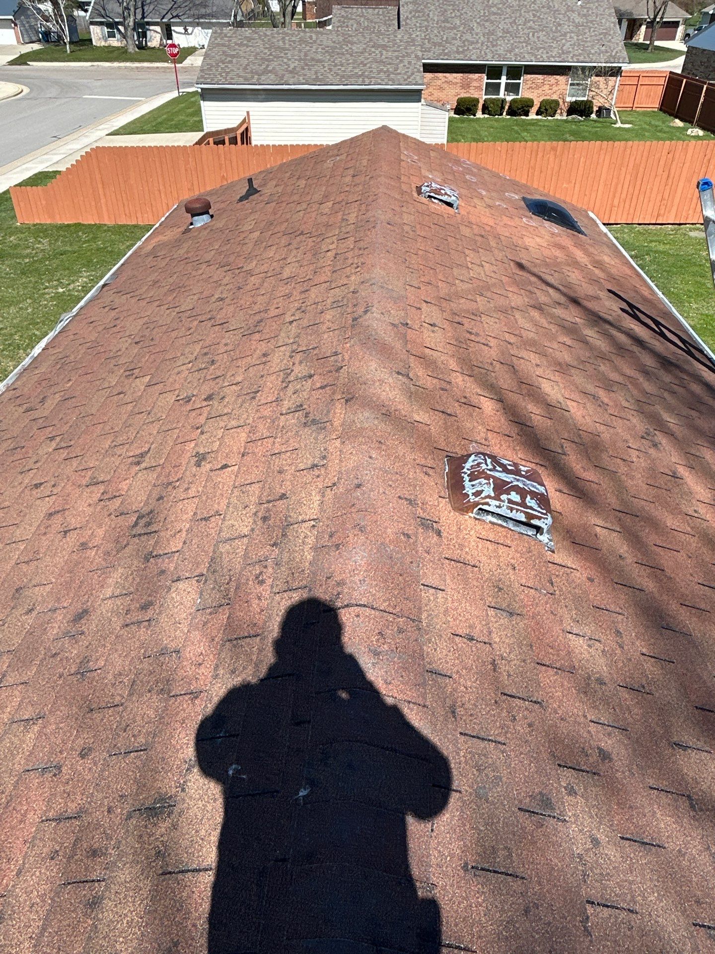 Roof and Siding Replacement using Norandex Cedar Knoll Graphite Siding and Owens Corning Durations in Onyx Black by WIW Enterprises Inc