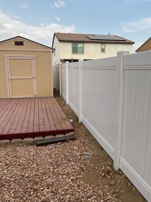 Fence Installation using Vinyl