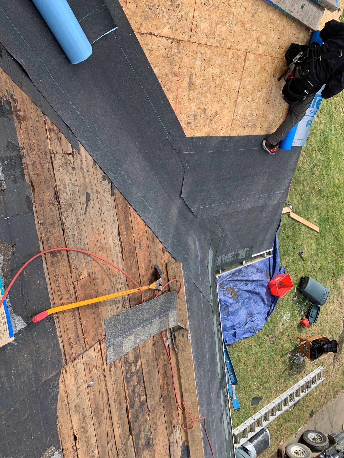 Roof Replacement using CertainTeed Landmark by 180 Contractors