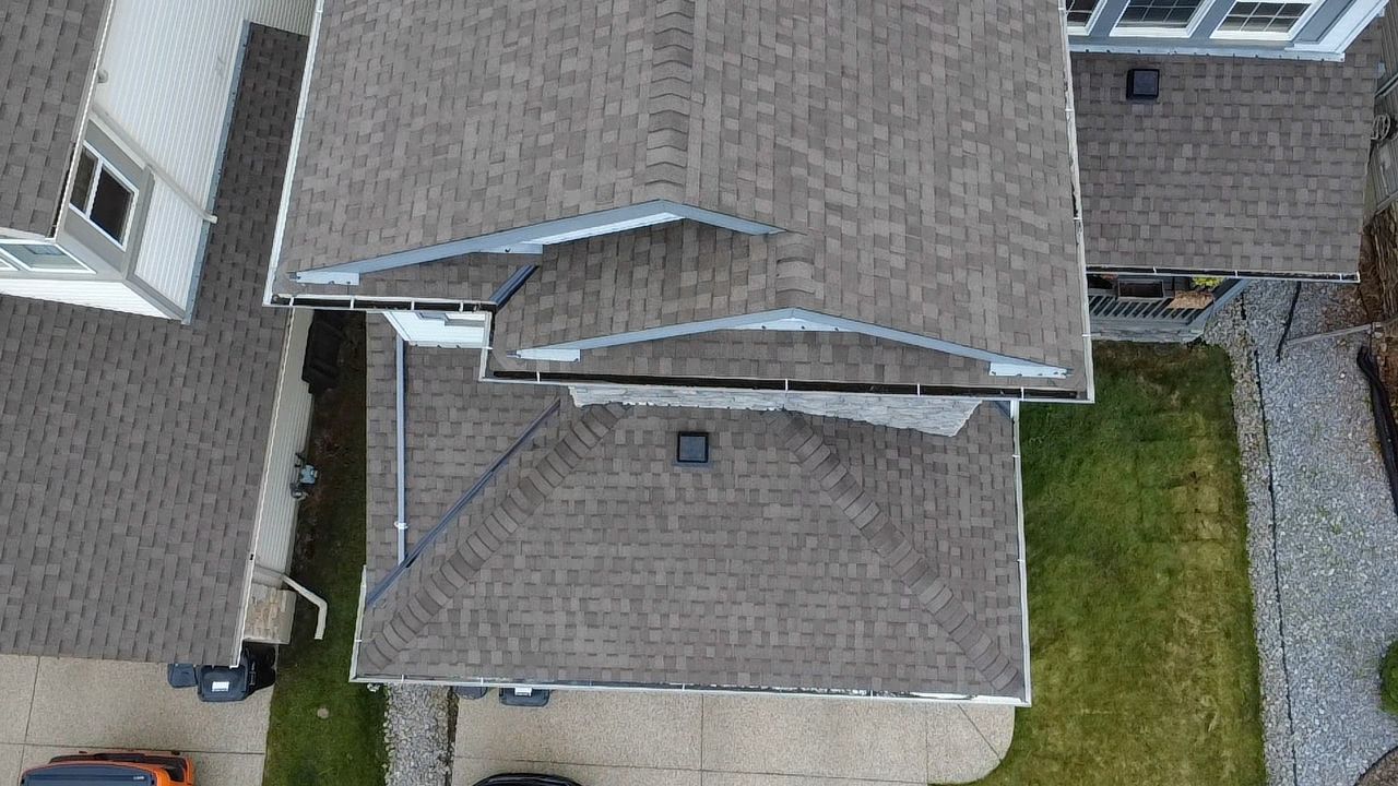 Beachwood on Mystique  by 2thetop Roofing