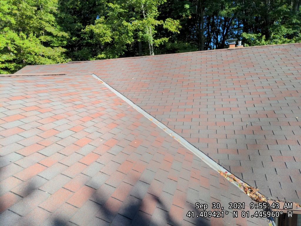 Residential Roofing Installation using Owens Corning Duration, Driftwood by Absolute Roofing and Construction