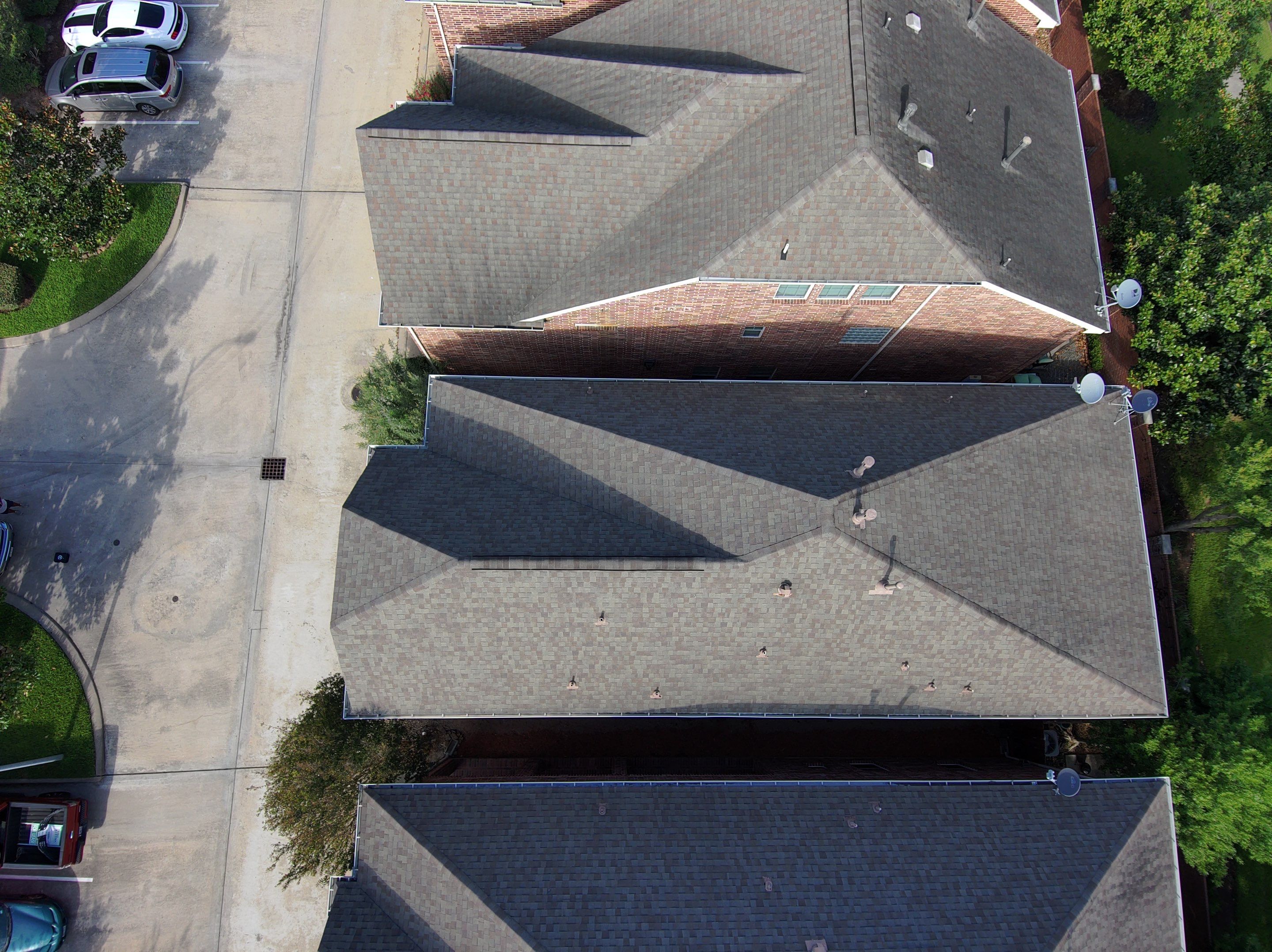 Residential Roofing Installation using Owen's Corning Duration (Lifetime) Shingles by Roof Repair Company
