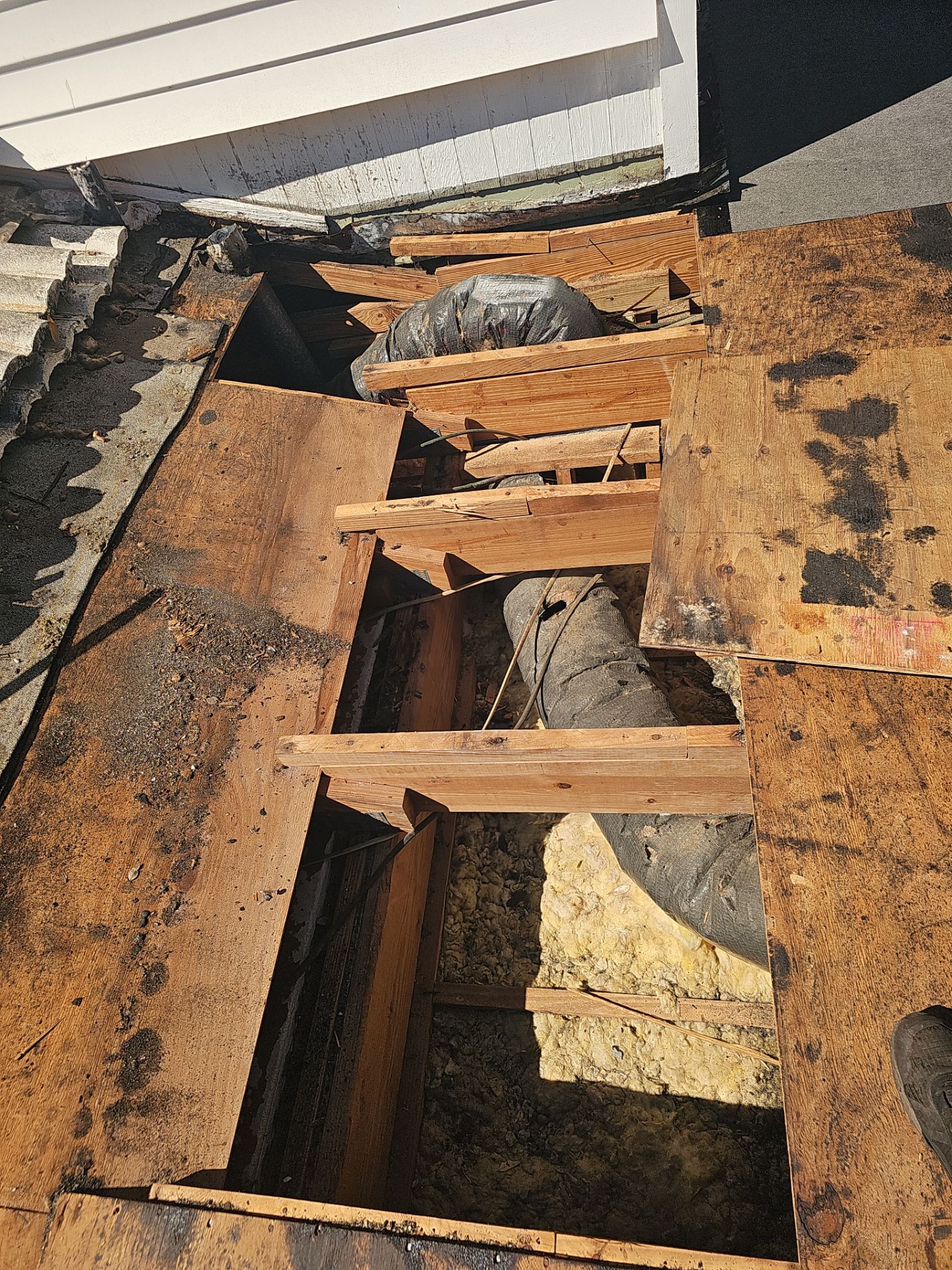Project in St. Petersburg 33705 by Mitchell Roofing Company LLC