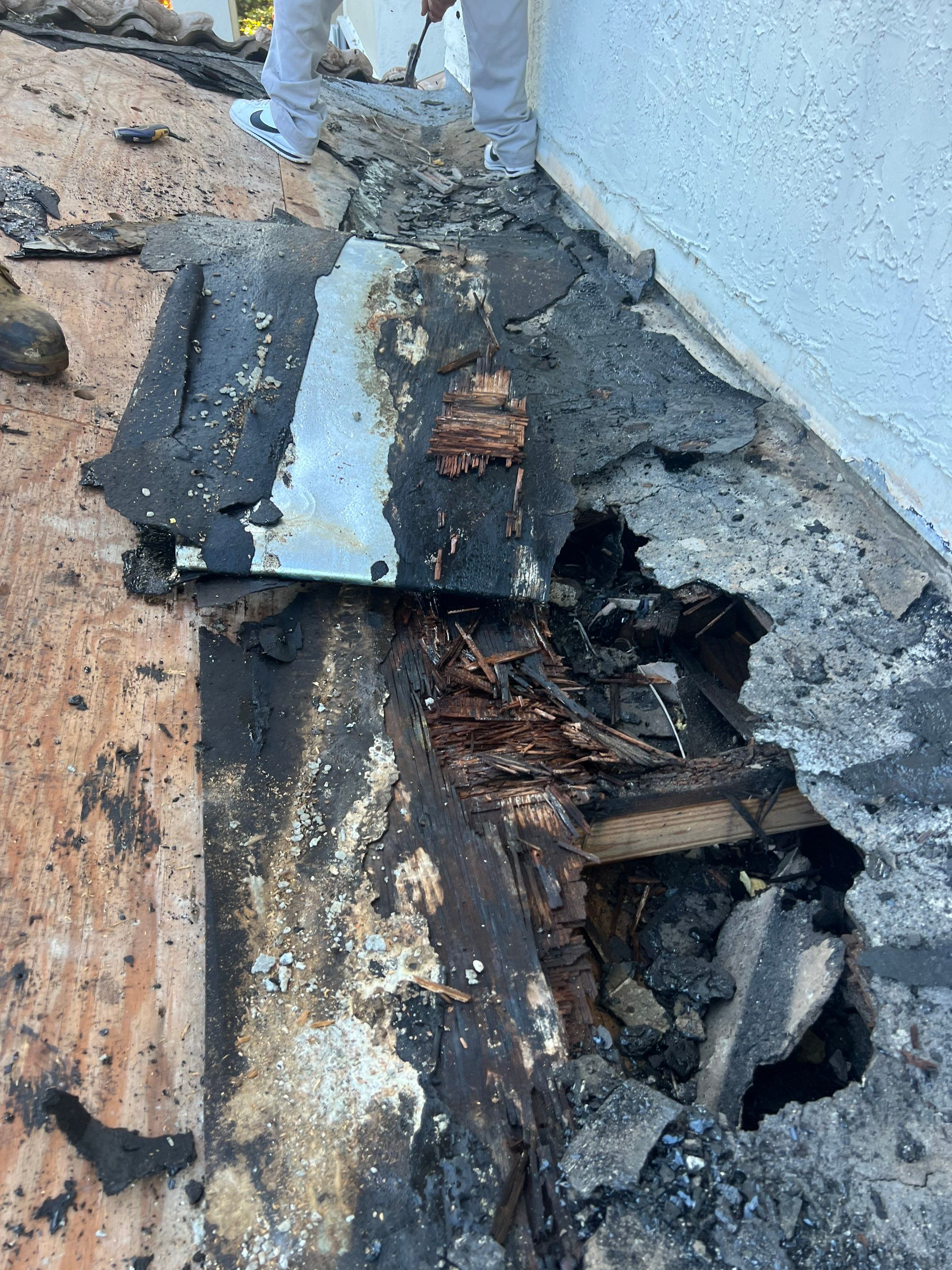 SW 26th St., Davie, FL by G&J Roofing 