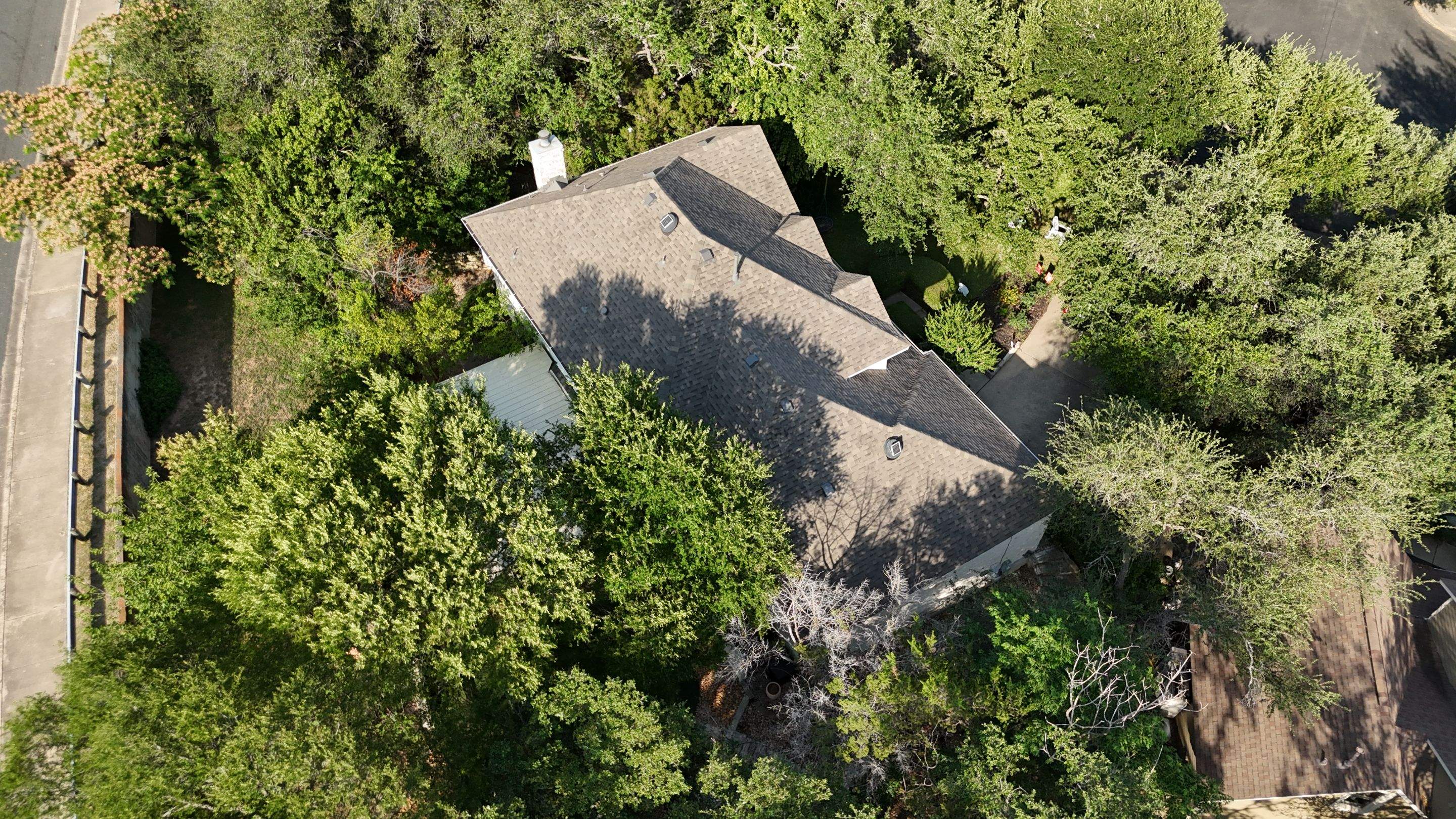 Weathered Wood Plus - Malarkey Highlander by RoofsOnly.com