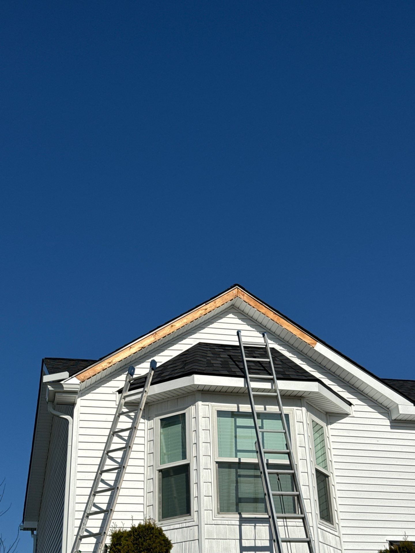 Siding Replacement using Certainteed Classic Restoration D4 by 180 Contractors