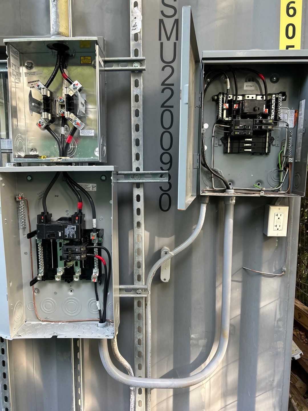 Florida Palm Construction, Inc. featured photo.