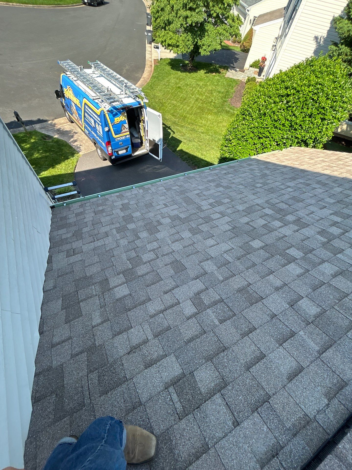 Fairfax: Residential Roof Replacement with CertainTeed Landmark Shingles in Sunrise Cedar by RM Banning, Inc.