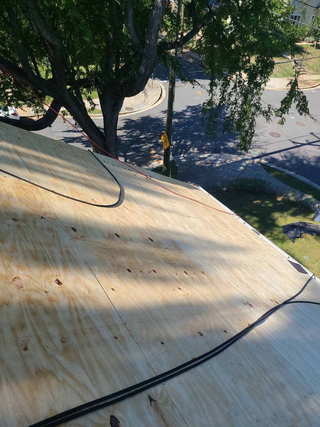 Arlington: Residential Roof Replacement With CertainTeed Landmark Designer Shingles in Georgetown Gray by RM Banning, Inc.