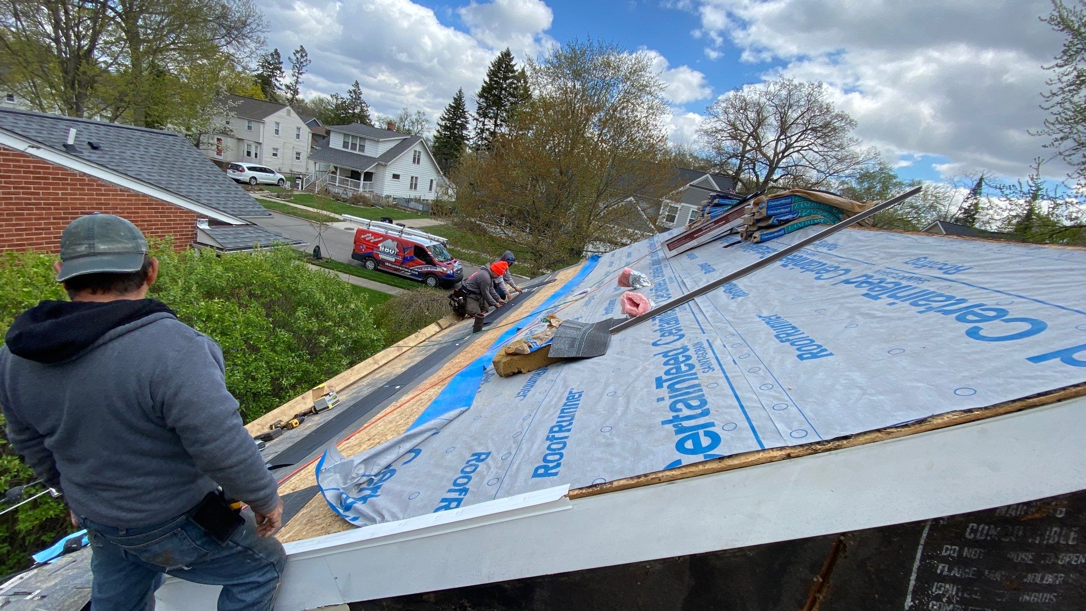 Roof Replacement using CertainTeed Landmark by 180 Contractors