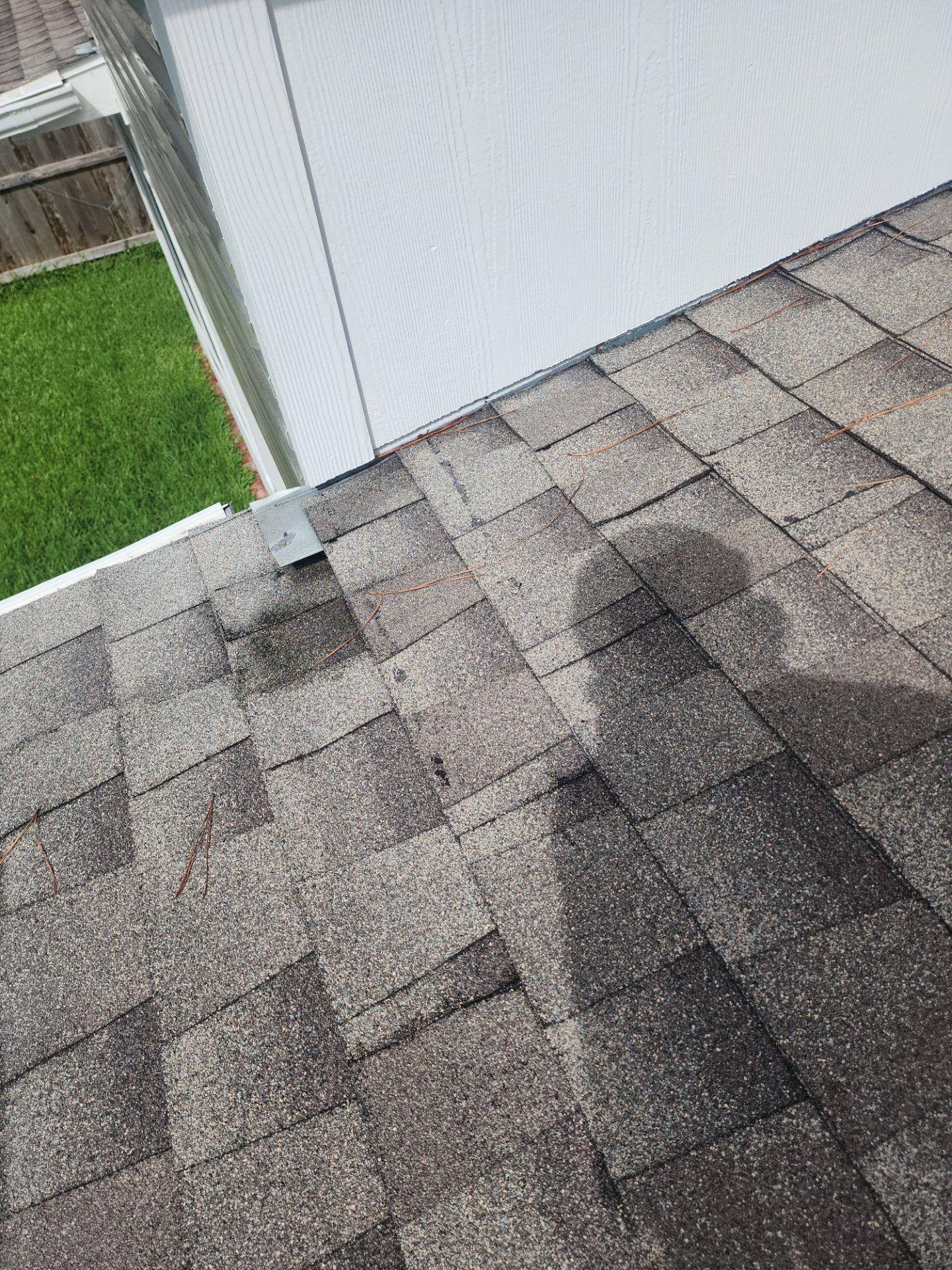 Hail Damage using Owen's Corning Duration (Lifetime) Shingles by Roof Repair Company