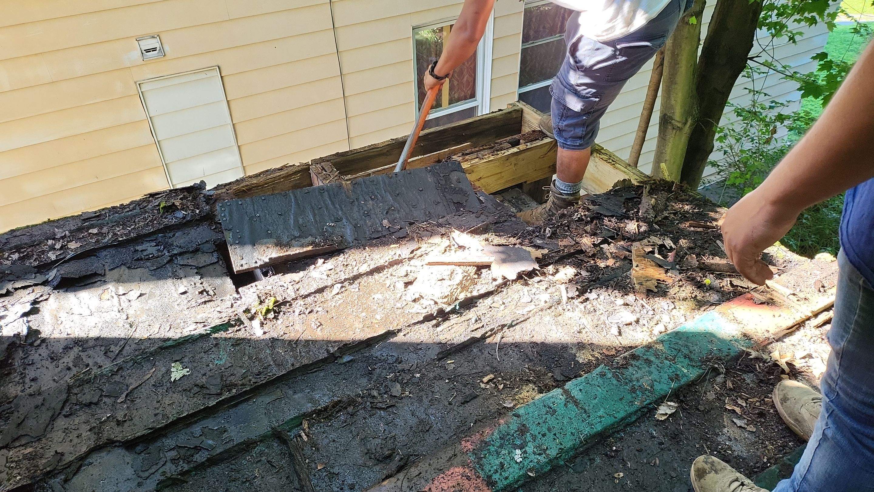 Deck Installation using EPDM substrate by A Plus Exterior