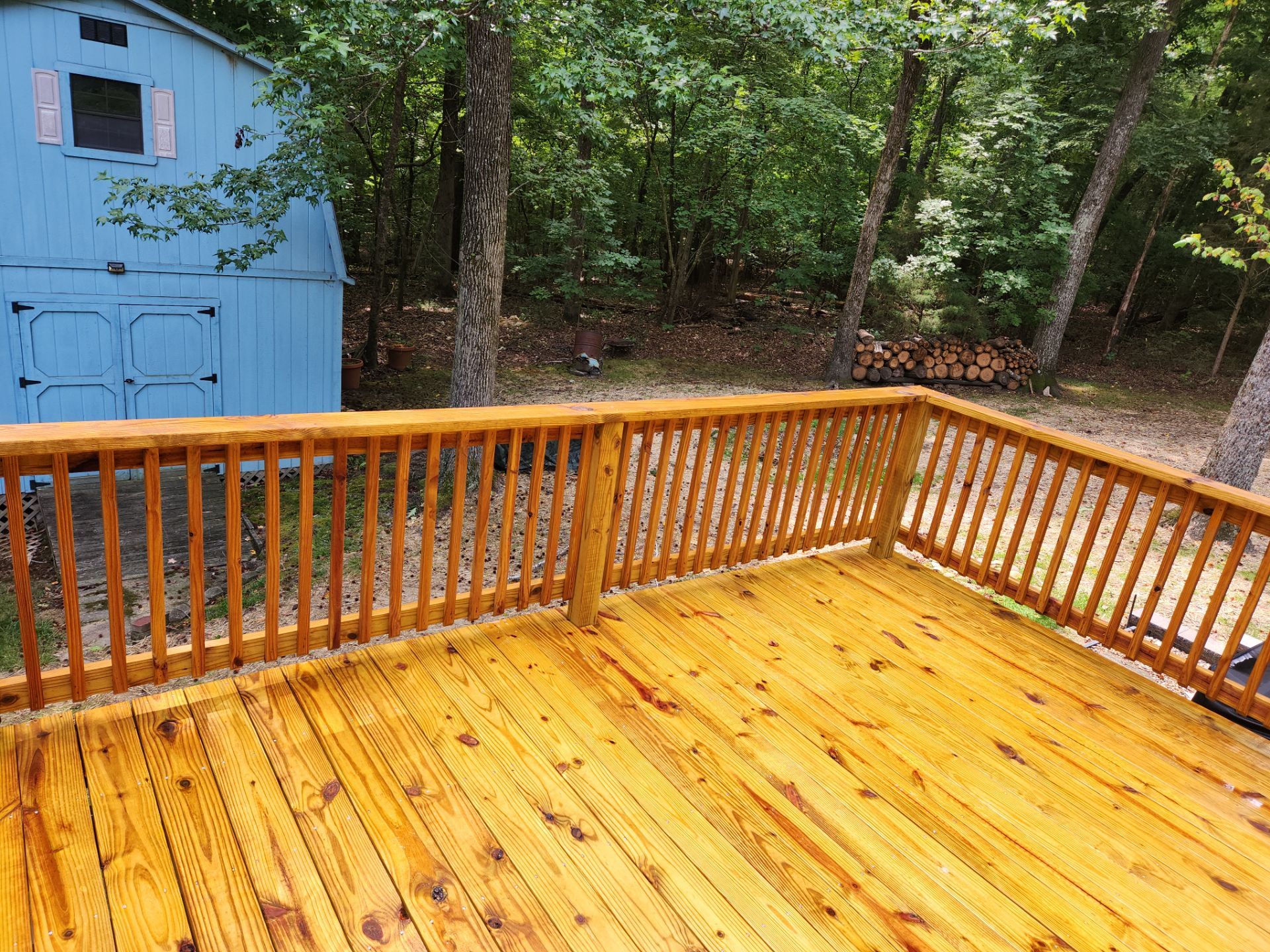 Deck using Wood Sealant by DuraSeal