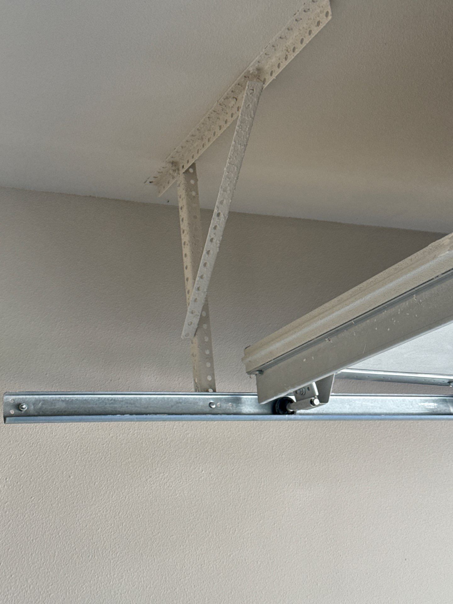 Garage Interior Repaint by Midwest Paint LLC