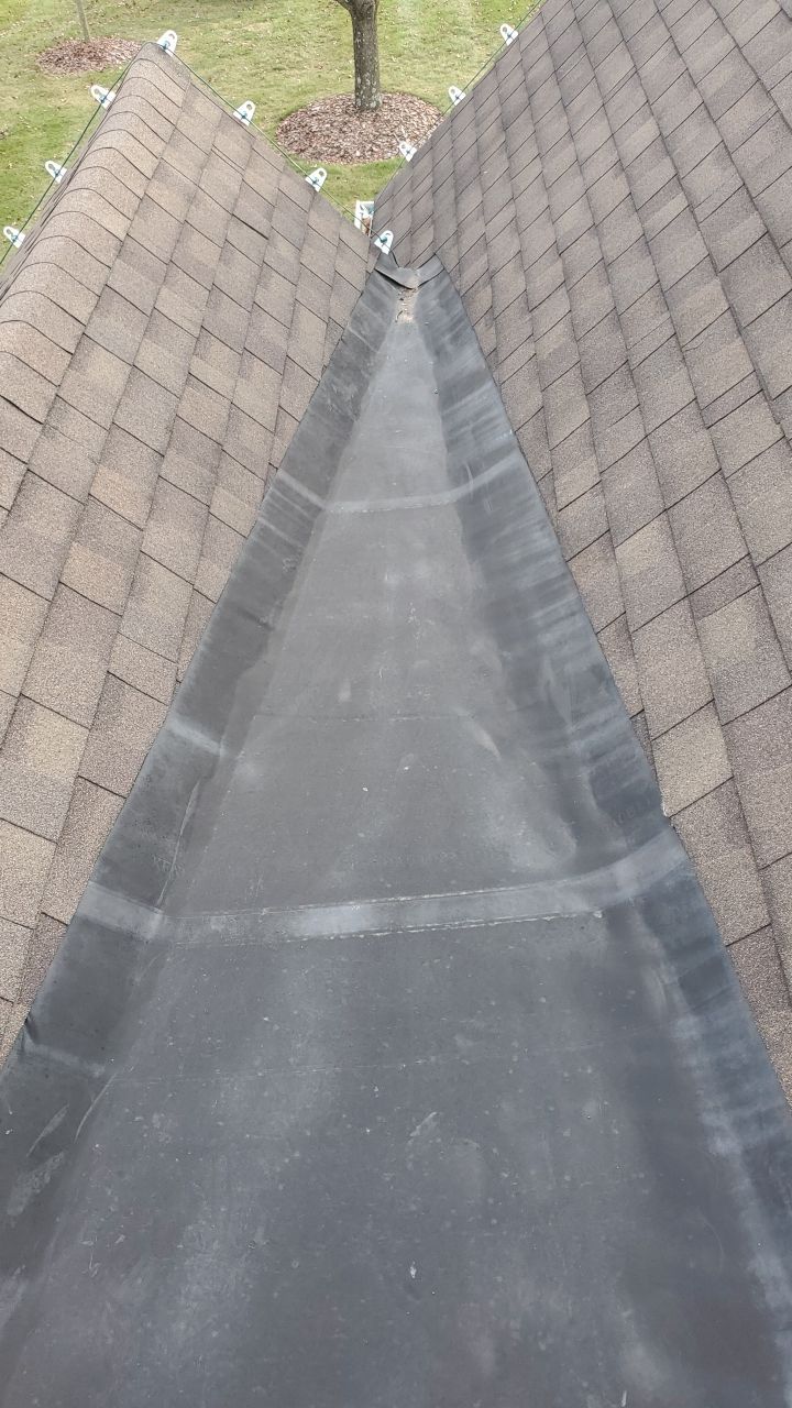 Residential Roofing Installation using Duration Series Shingles - Estate Gray by RoofX 
