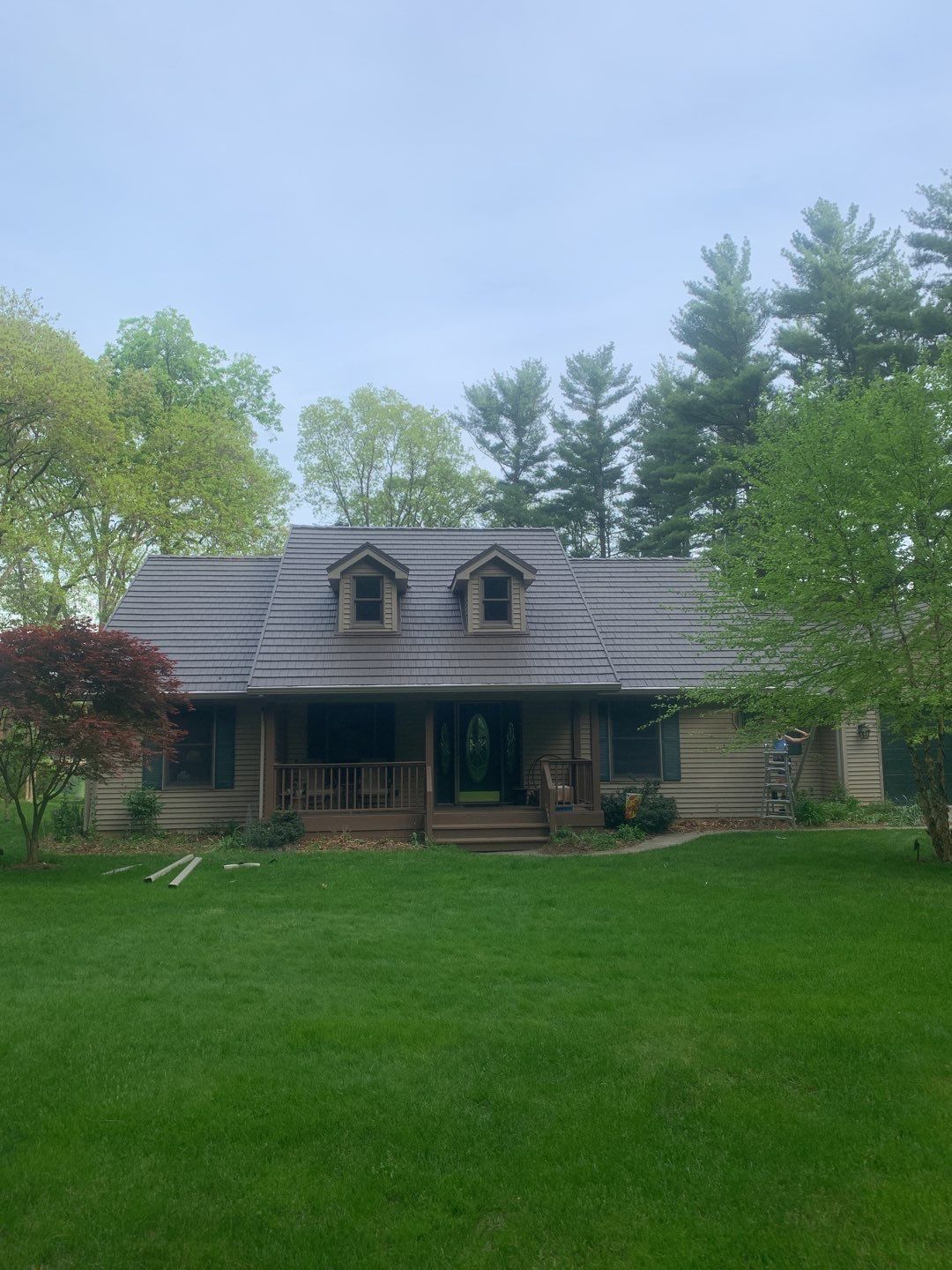 Residential Roofing Installation using Vic West Cedar Creek Shake by 4Ever Metal Roofing