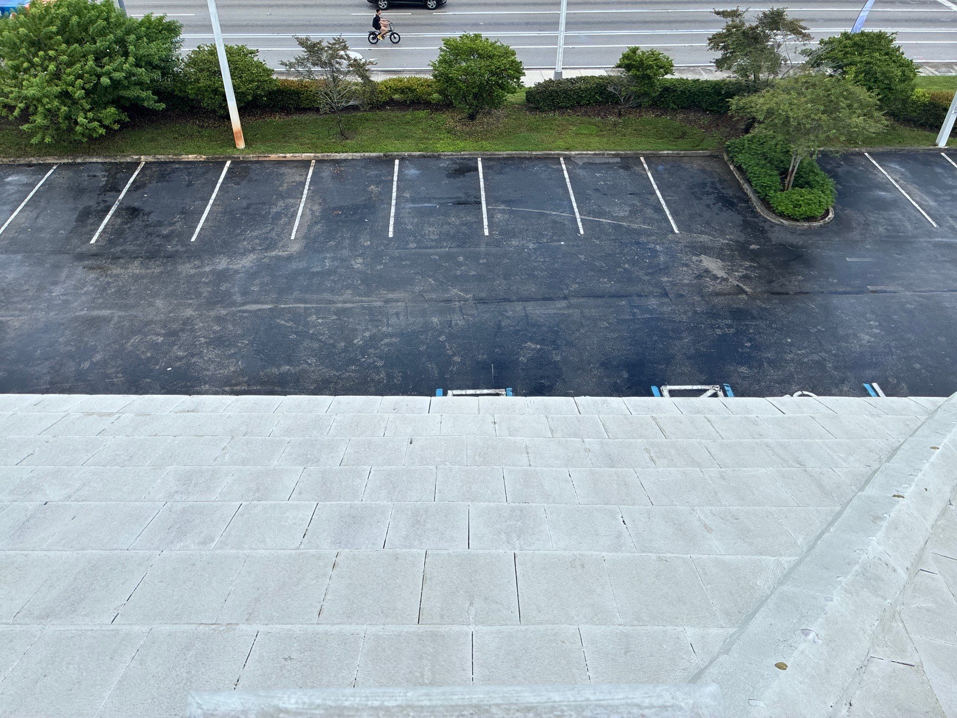 Pressure Washing Commercial Parkland by BKB Pressure Cleaning LLC
