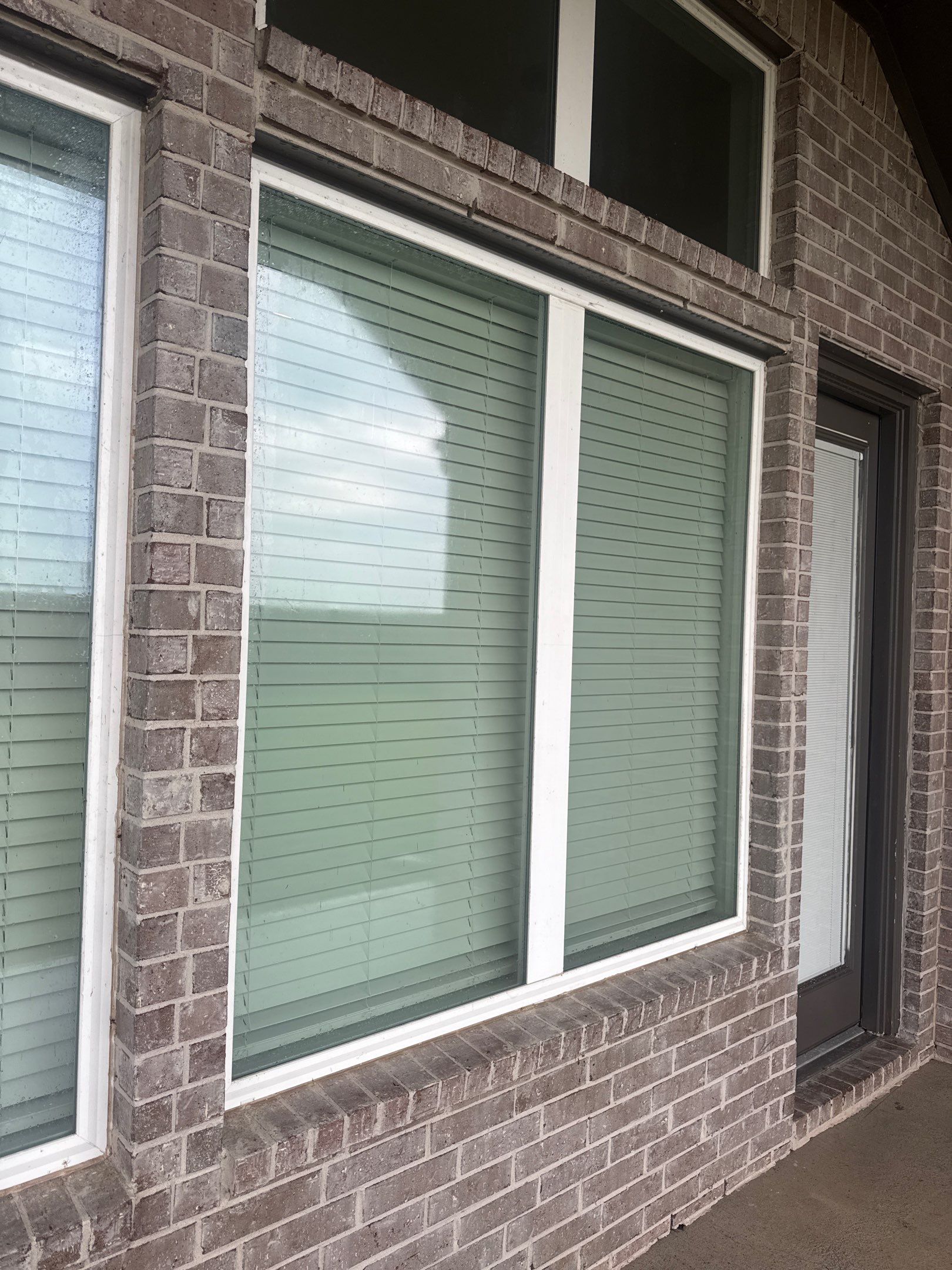 Comprehensive House Wash and Window Cleaning in Rosenberg by Zeal Power Washing