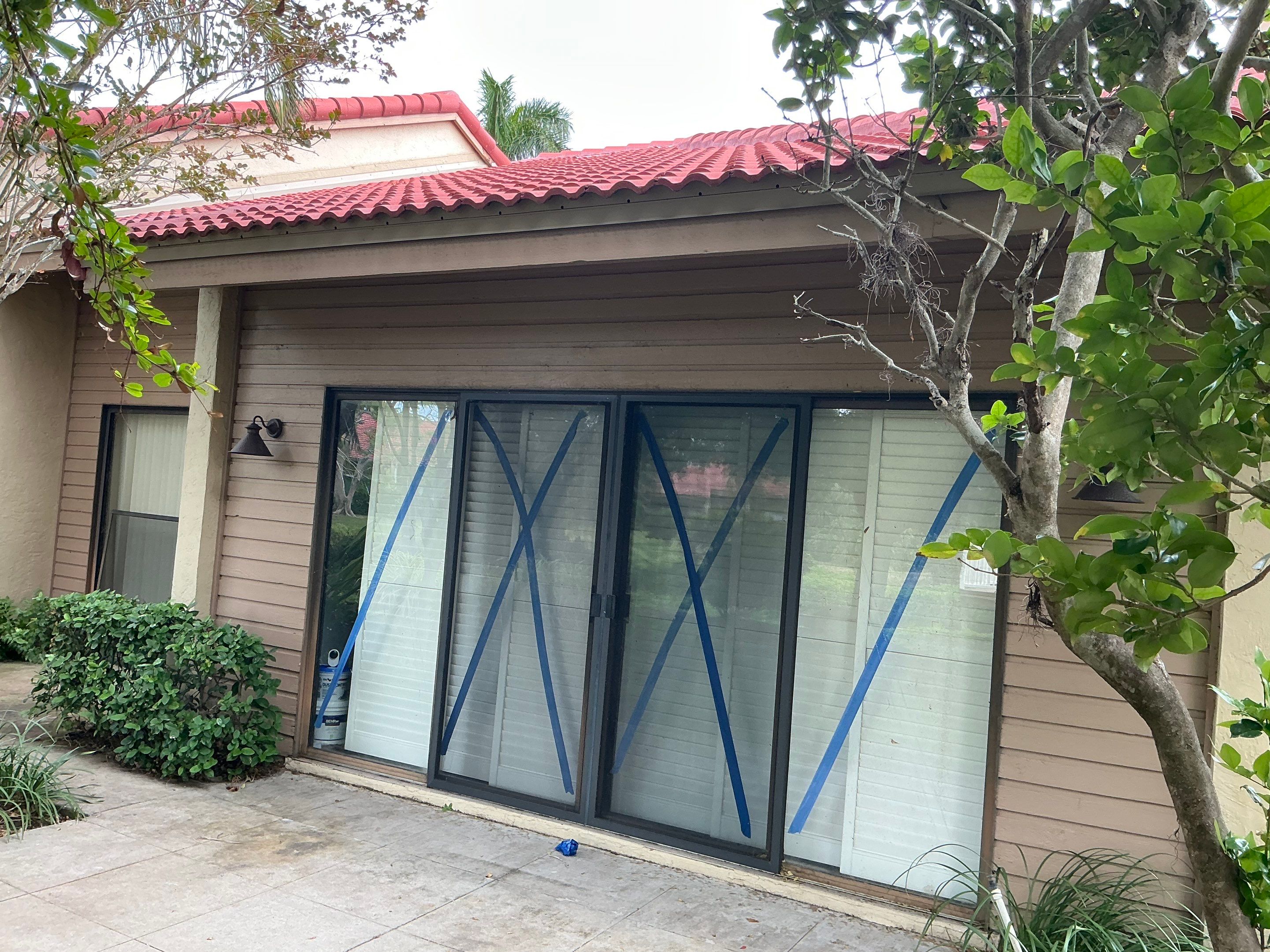 Seamless Gutter Installation in Sarasota FL by Gutter Professors