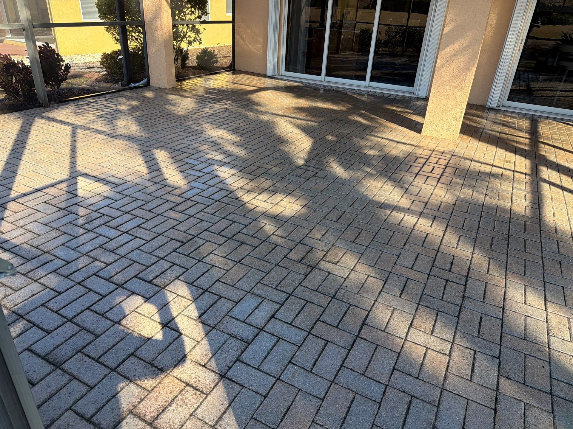Lanai and Driveway Paver Sealing Project in Sun City Center by Supreme Paver Experts