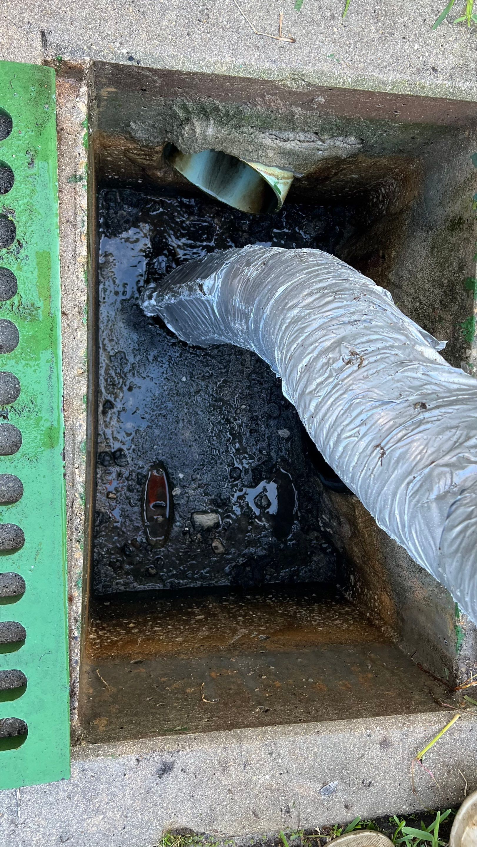 Condo Complex Stormwater System Maintenance by Don Mar, Inc. Storm Water Solutions