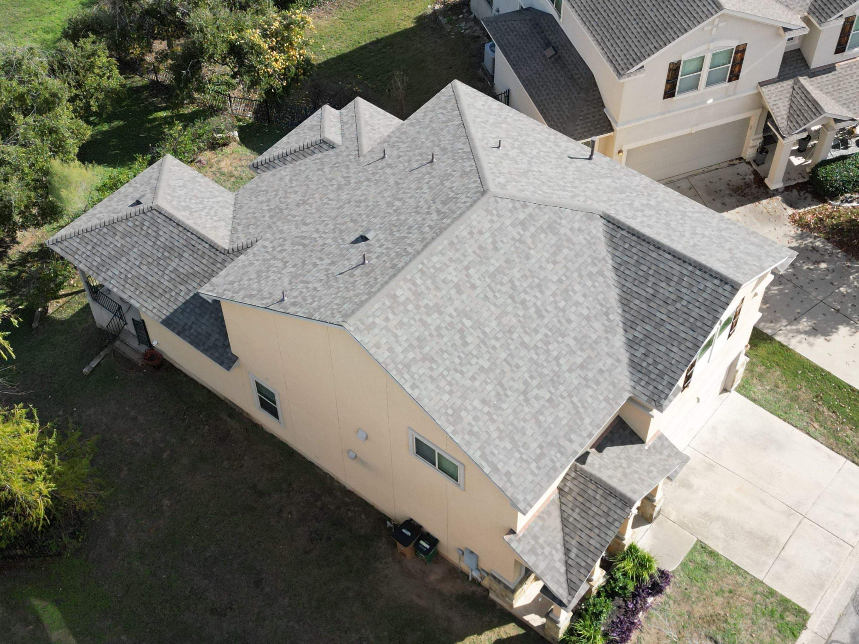 Driftwood - Owens Corning TruDefinition Duration by RoofsOnly.com