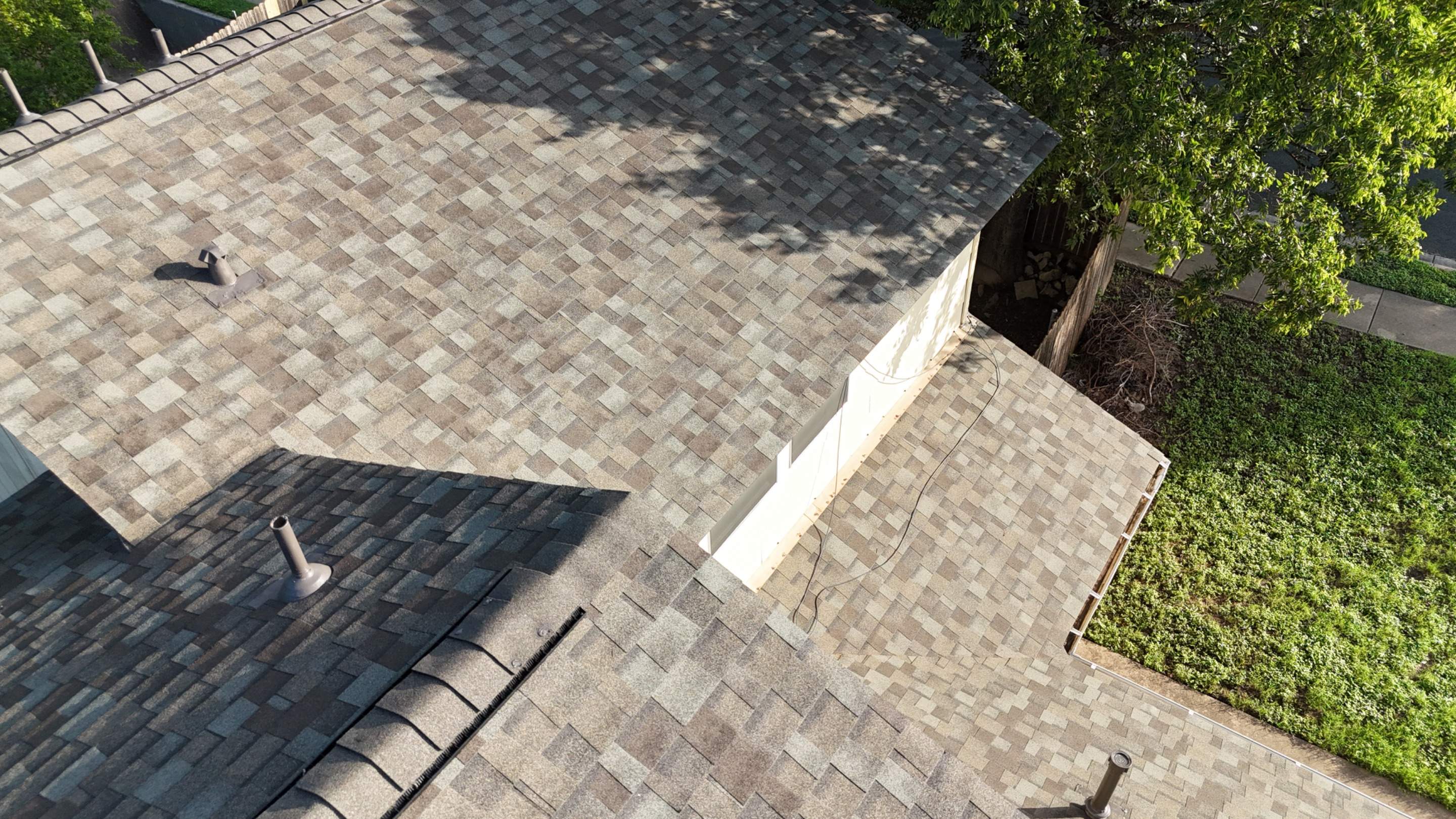 Driftwood - Owens Corning TruDefinition Duration by RoofsOnly.com