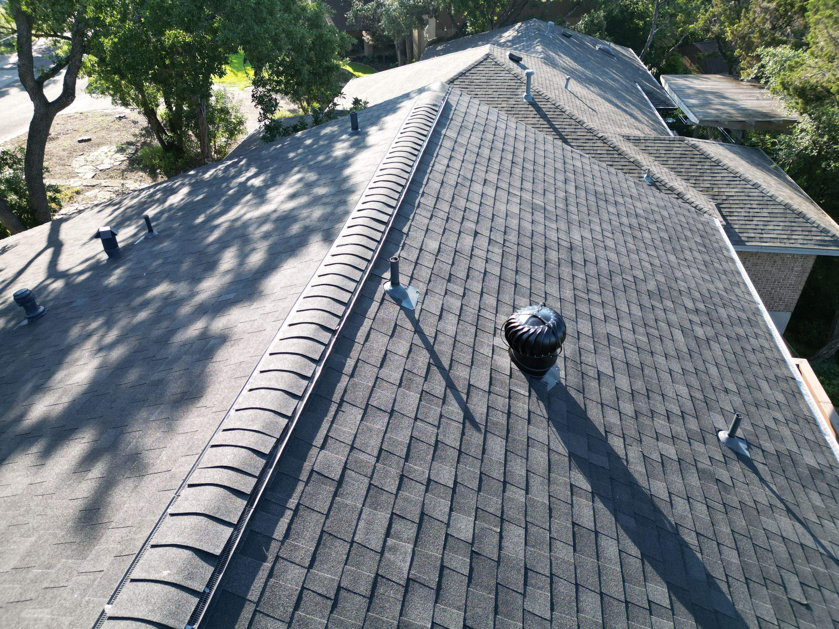 Onyx Black - Owens Corning TrueDefinition Duration by RoofsOnly.com