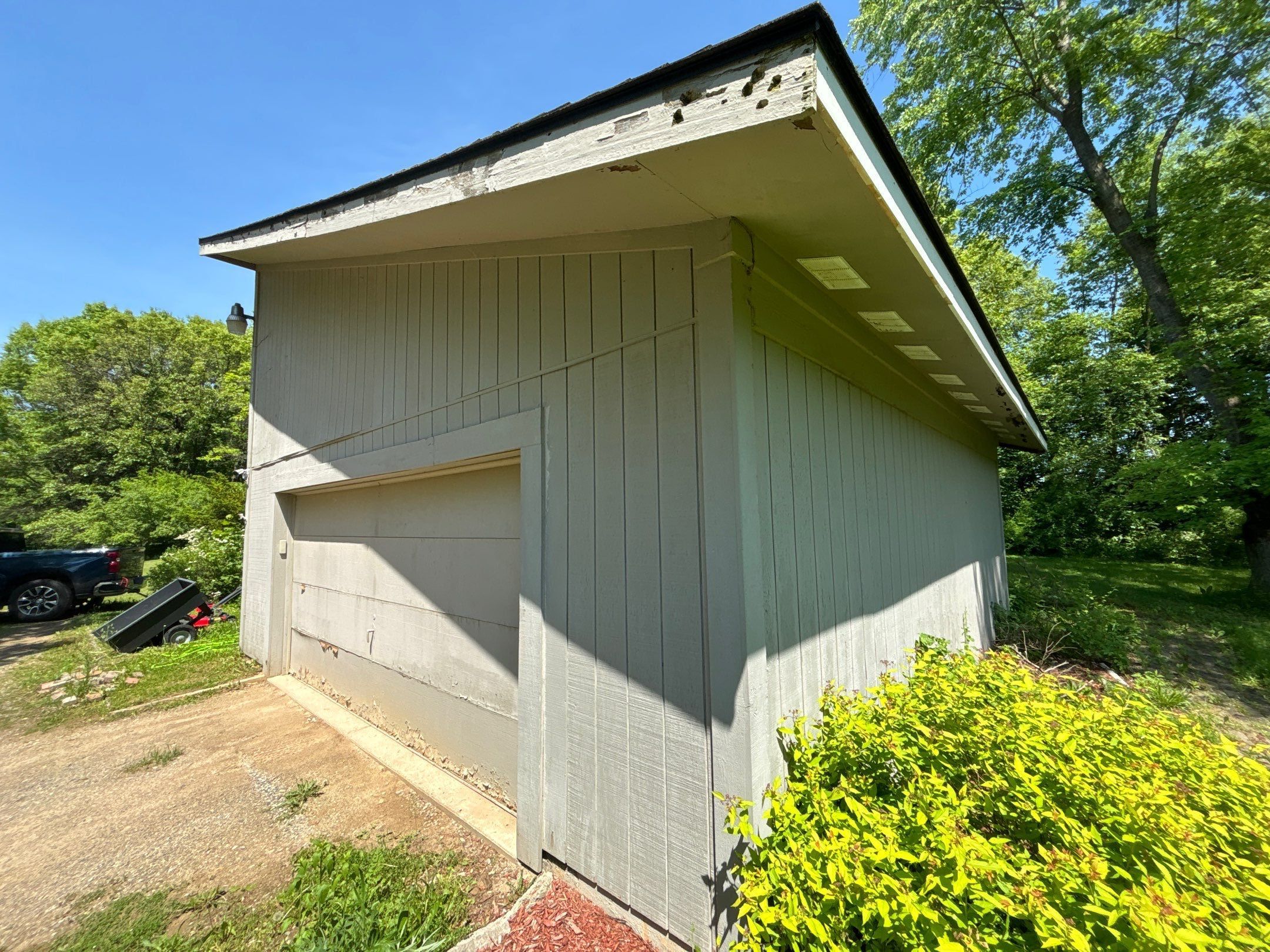 Siding Replacement using Alside D4 1/2" Dutchlap by 180 Contractors
