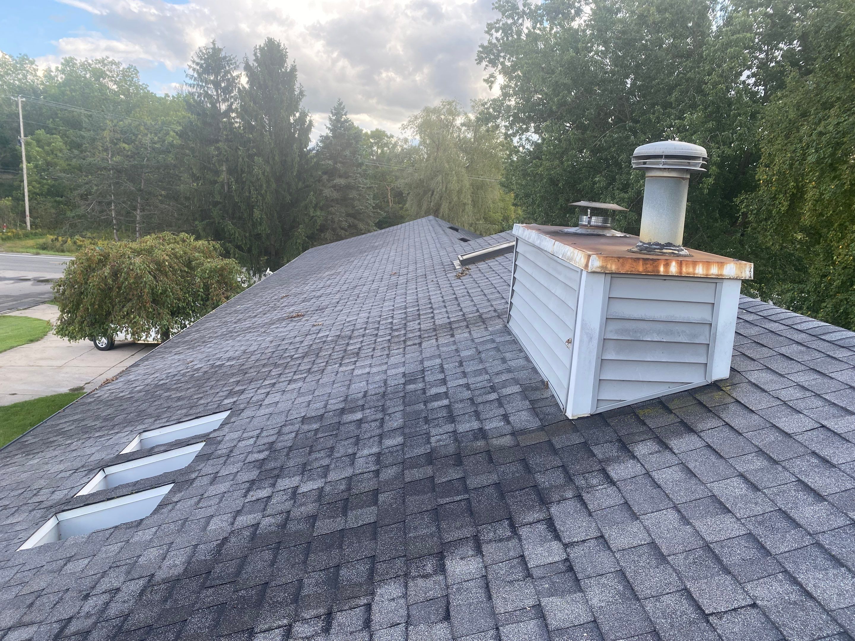 Residential Roofing Installation using Certainteed Landmark ClimateFlex by GRACCO