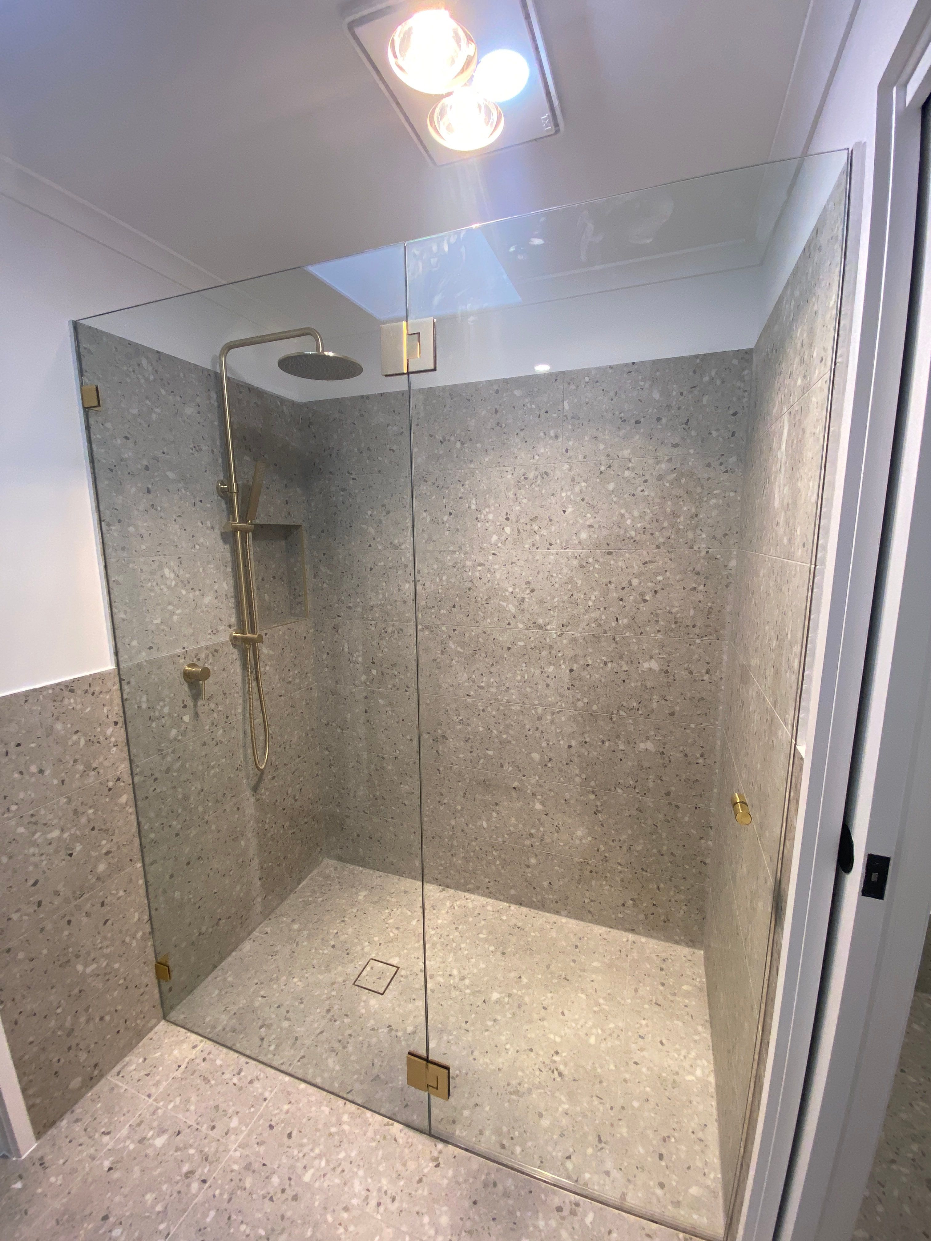 Three-Way Main Bathroom Renovation by Re-seal Bathrooms