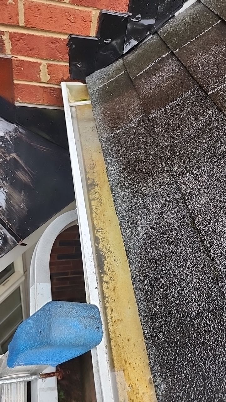 House Wash using cleaner by Power Wash Masters LLC