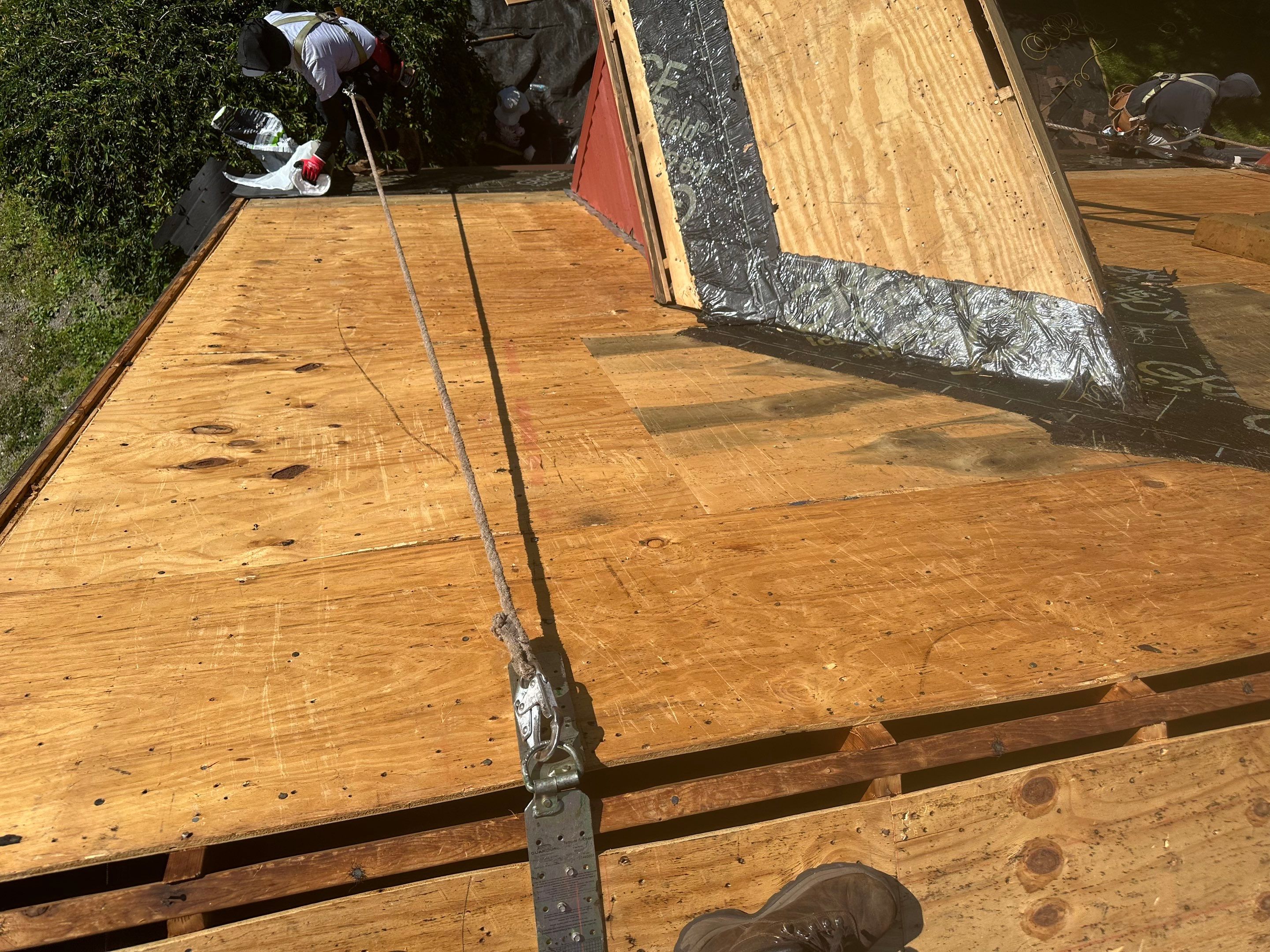 Deerfield, NH – Owens Corning Roof Replacement Showcase by Tall pine roofing