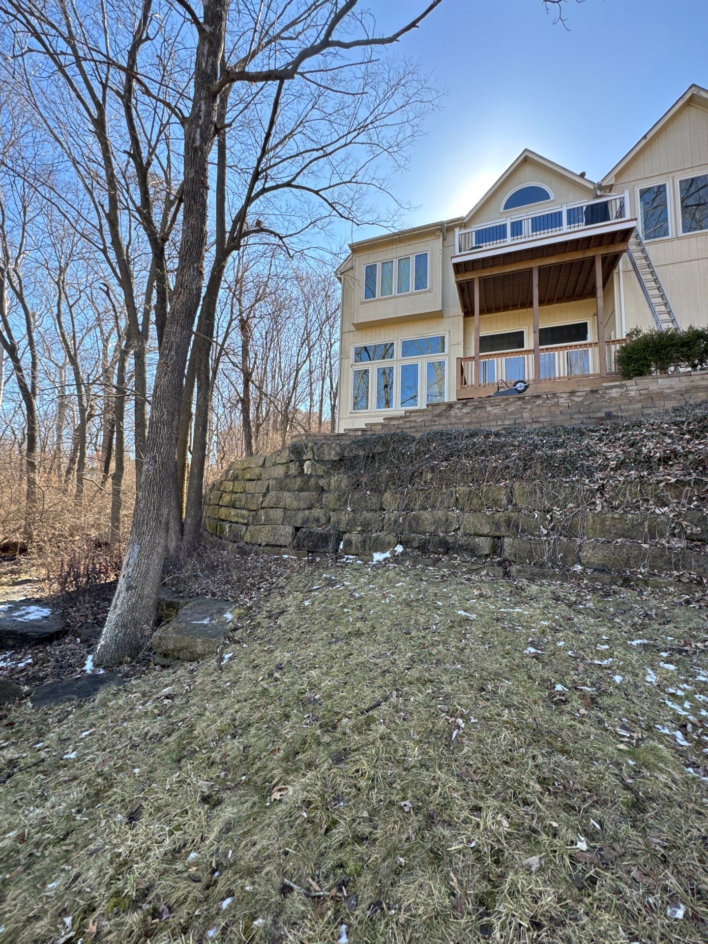 Siding Installation using Clay Market Square by EEC Windows, Siding & Roofing